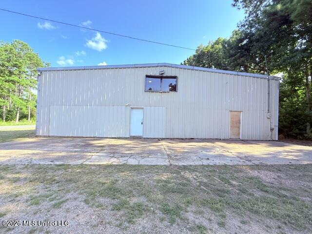 1111 Dummy Line Road Property Photo 11