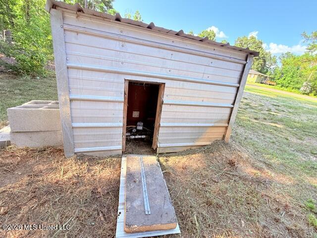 1111 Dummy Line Road Property Photo 12