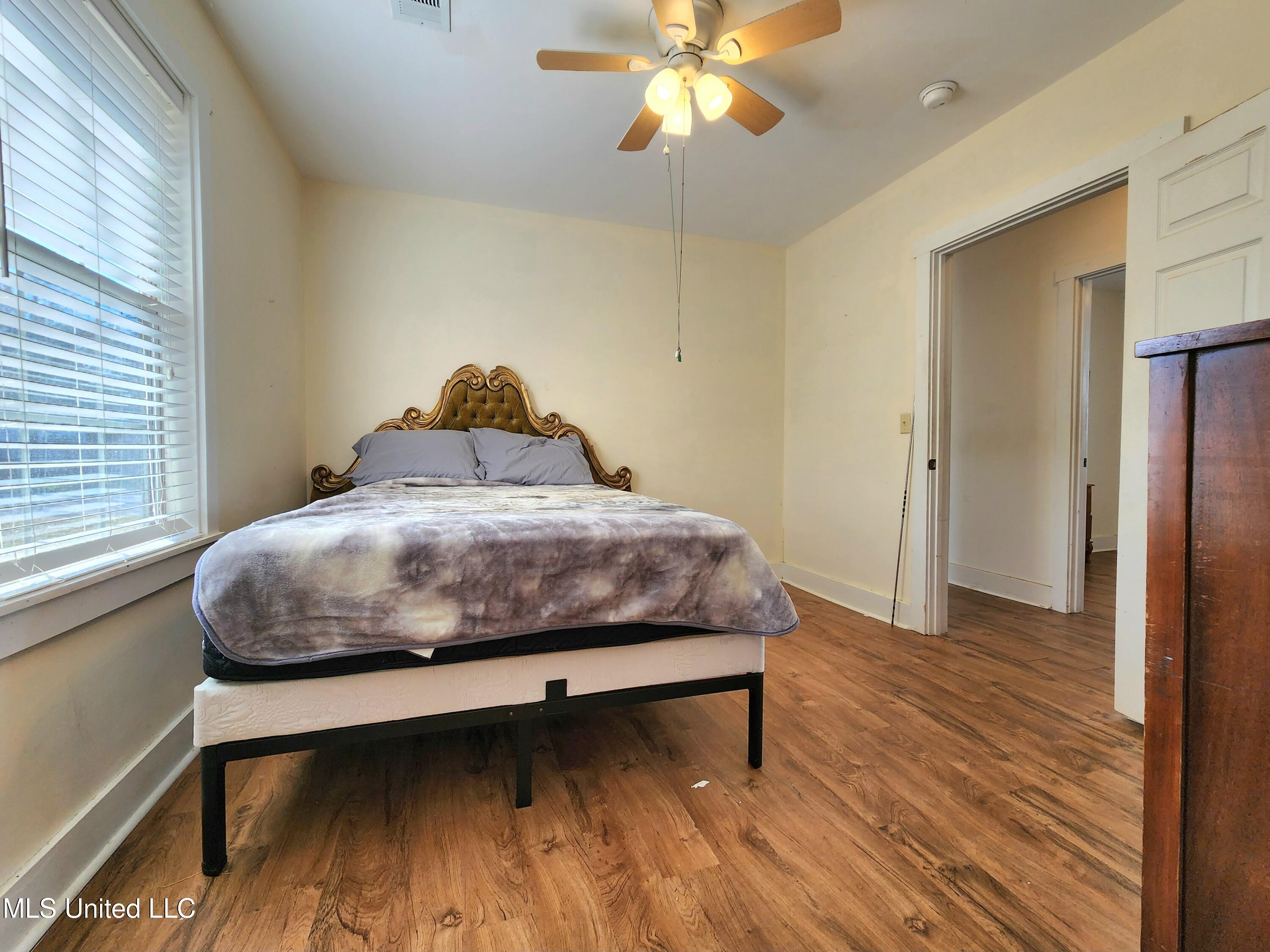 332 Haise Street Property Photo 8