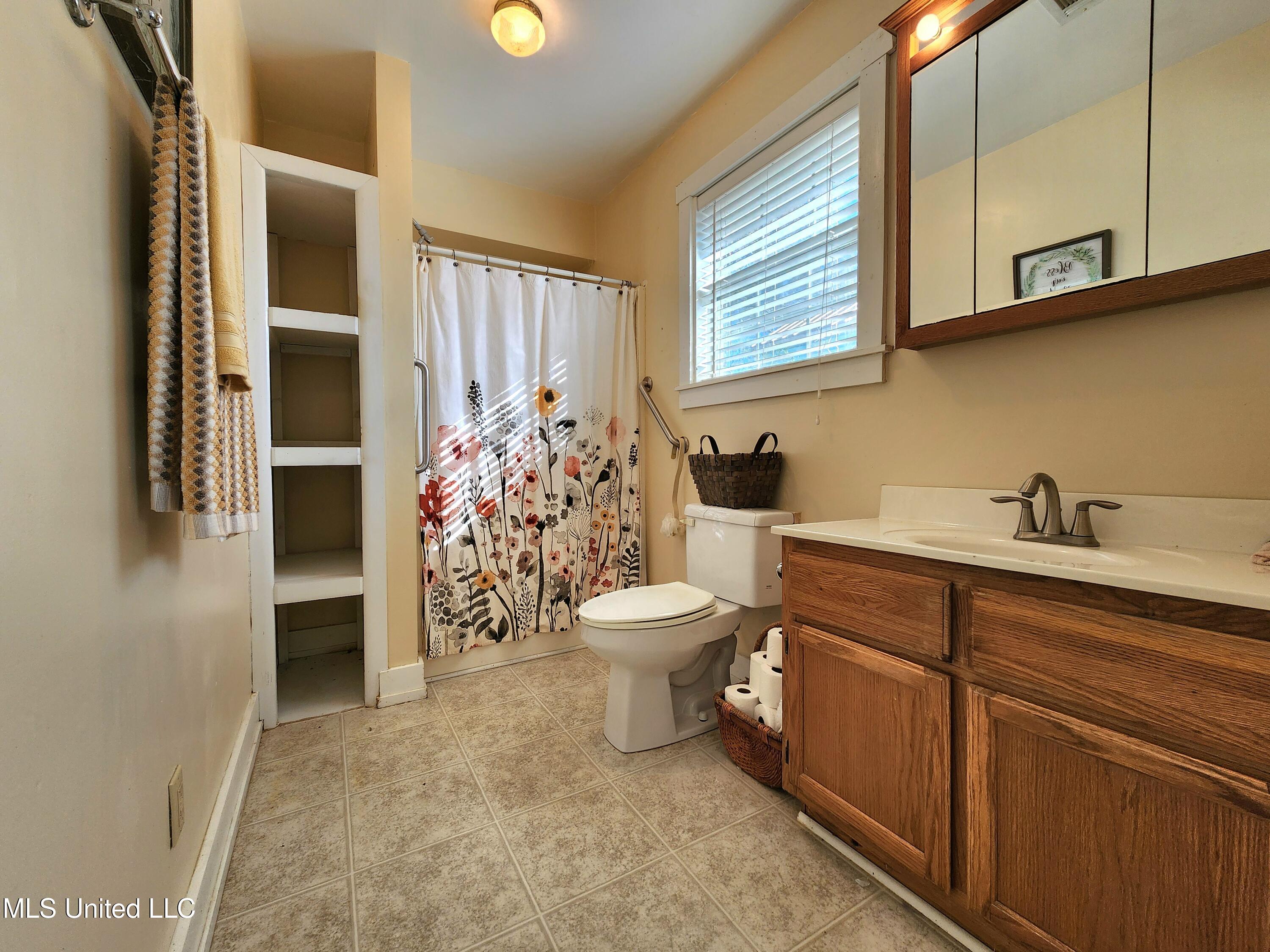 332 Haise Street Property Photo 9