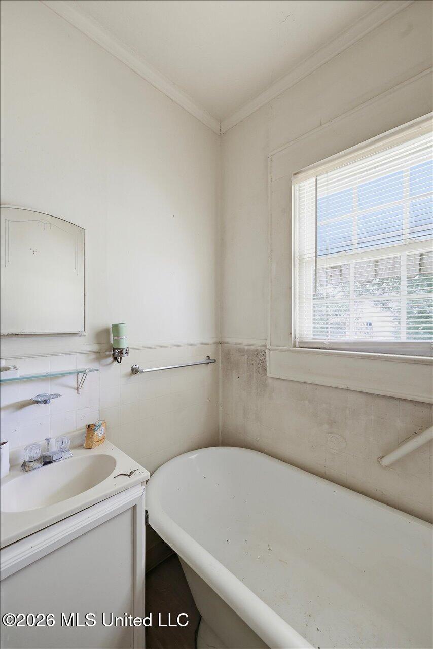 109 W Bell Avenue Property Photo 23