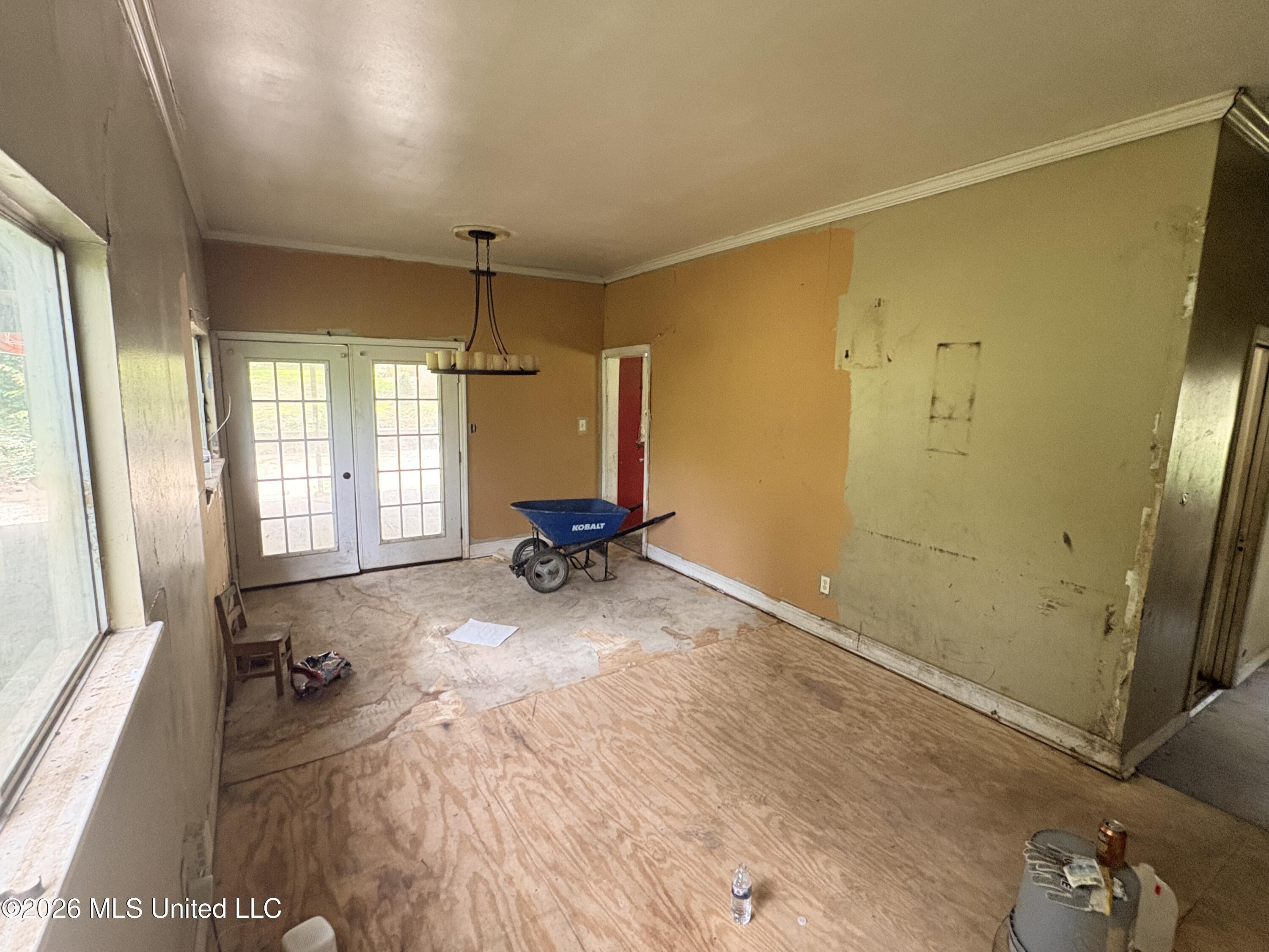 2729 E Benwood Drive Property Photo 12