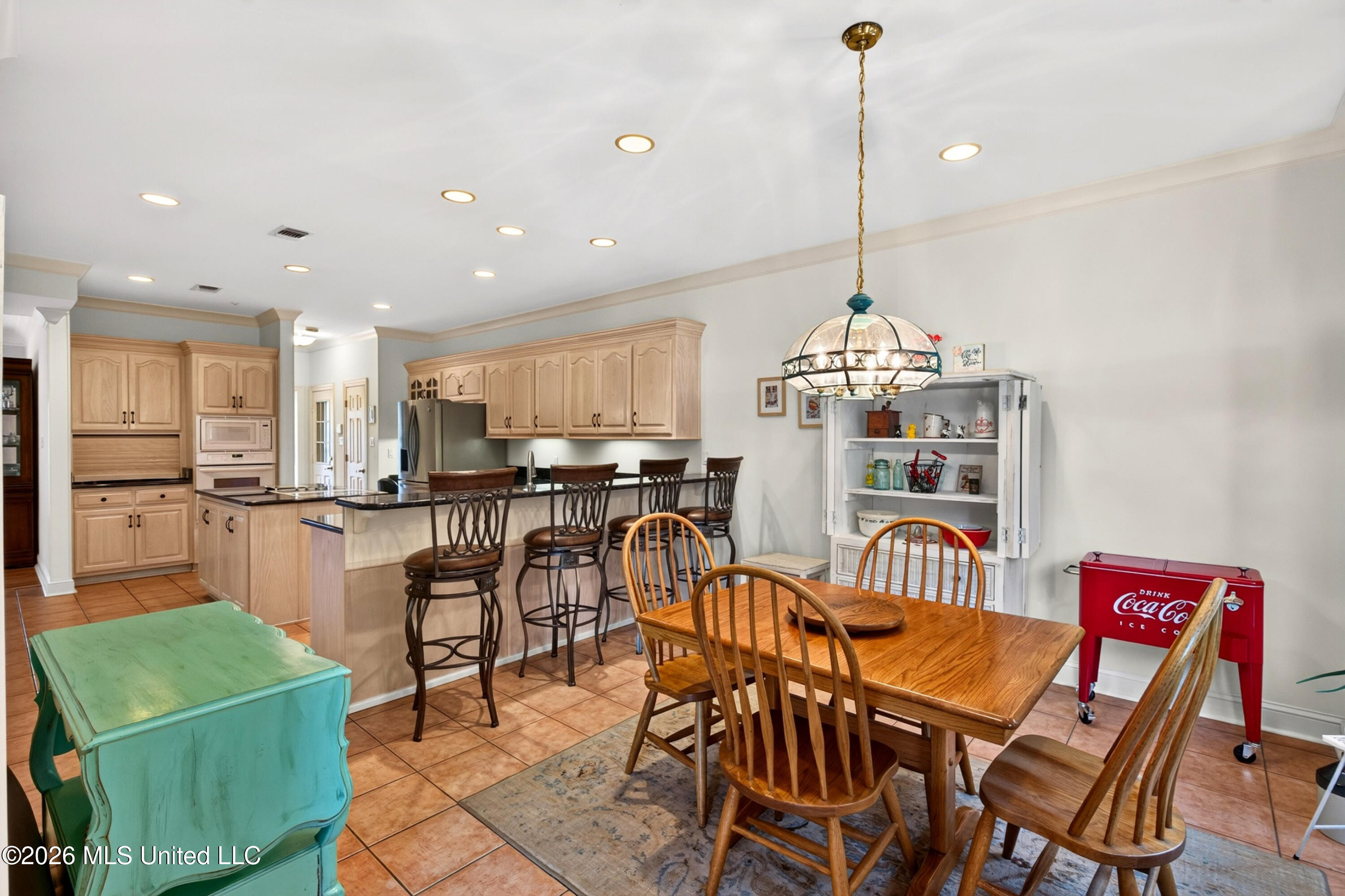 7523 Cherryhill Drive Property Photo 17