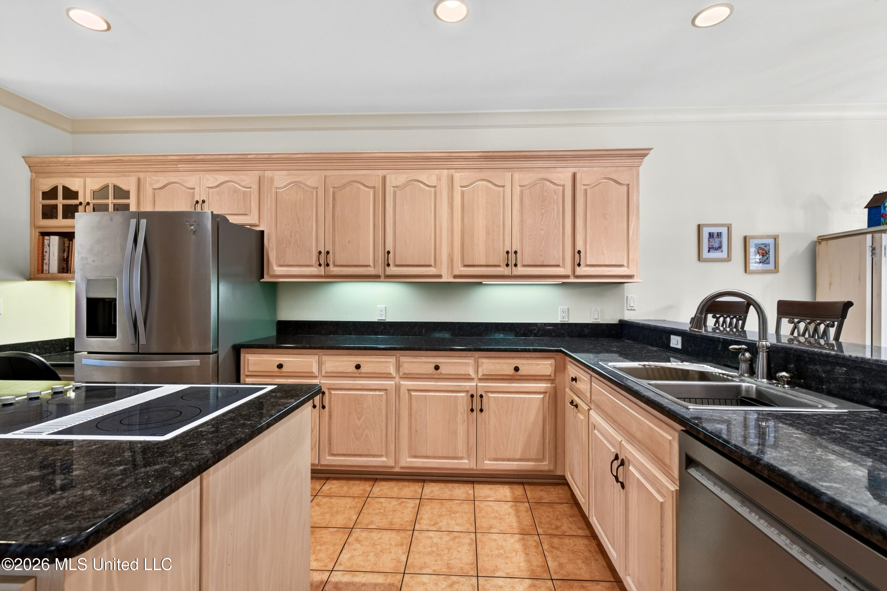 7523 Cherryhill Drive Property Photo 24