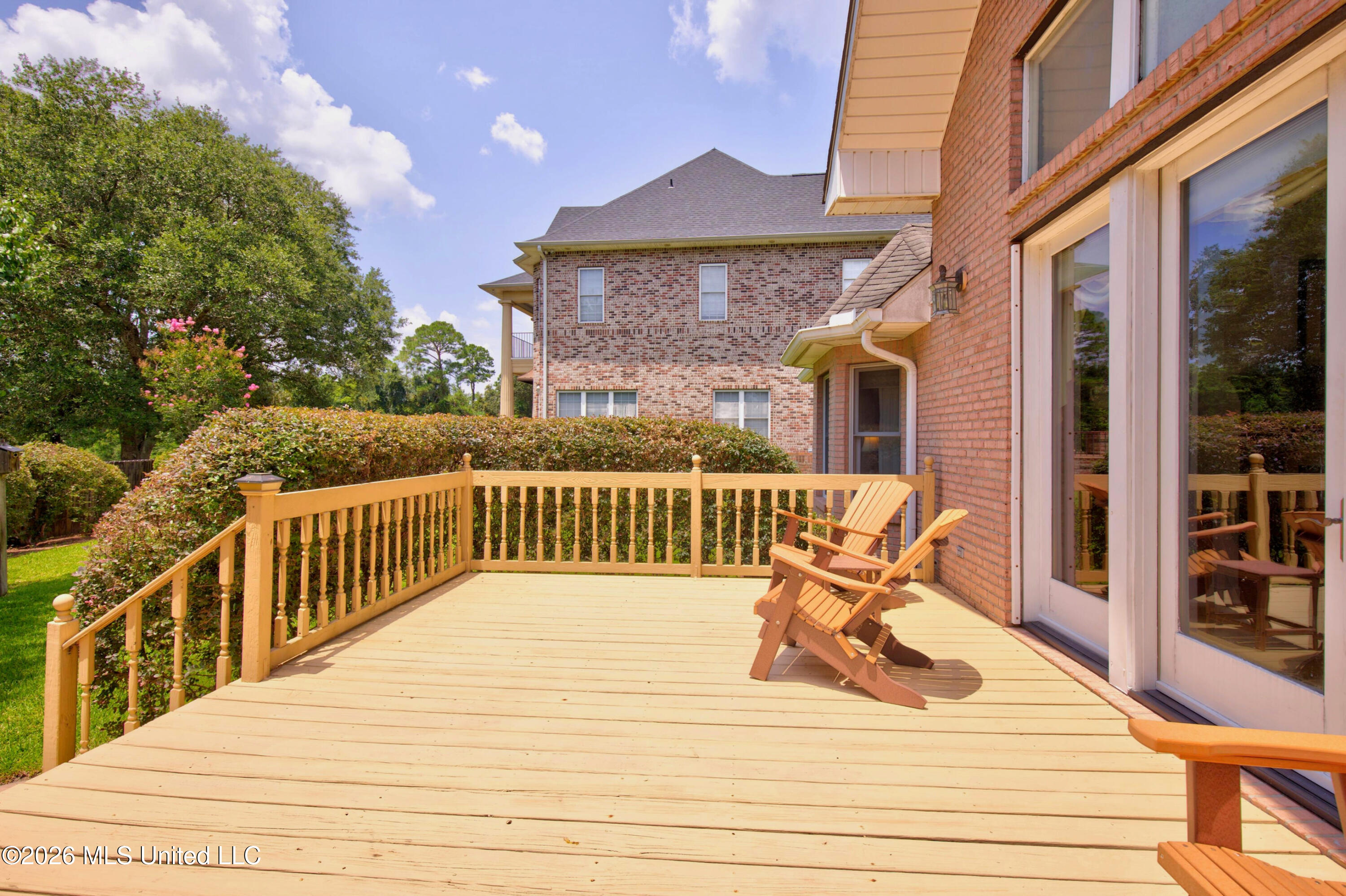 7523 Cherryhill Drive Property Photo 46