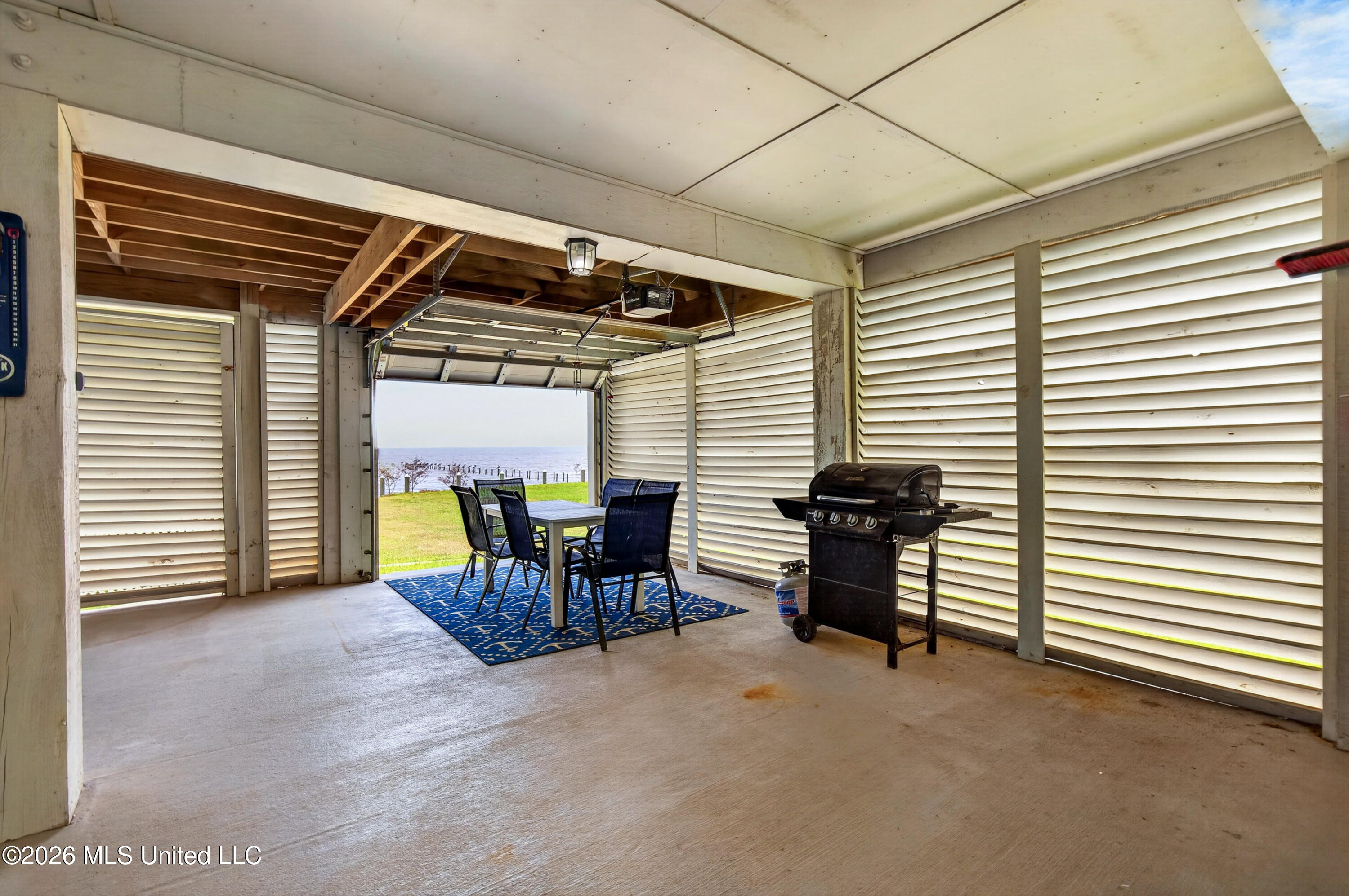 4723 E Belle Fontaine Road Property Photo 44