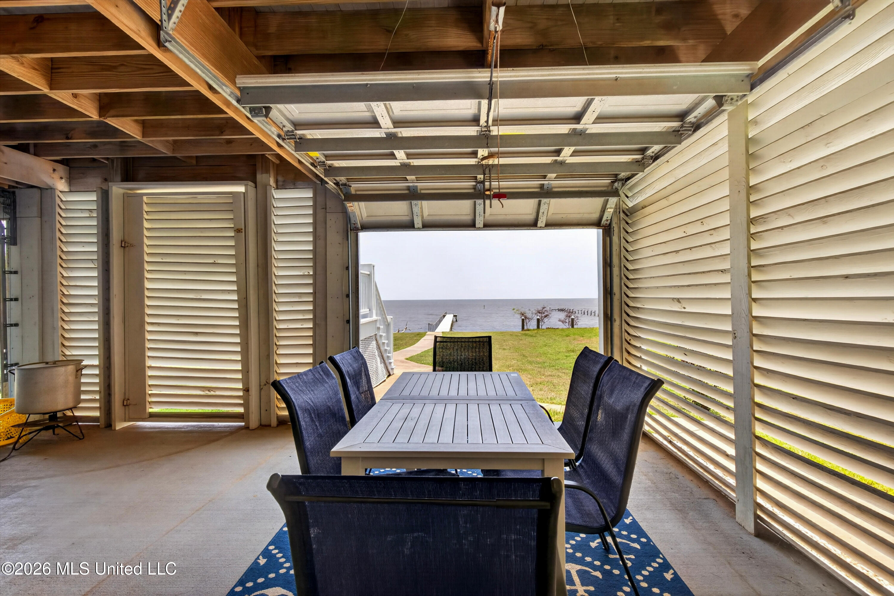 4723 E Belle Fontaine Road Property Photo 46