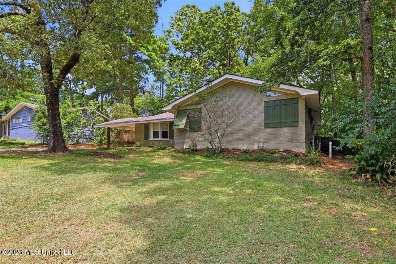 1786 Brecon Drive Property Photo 2