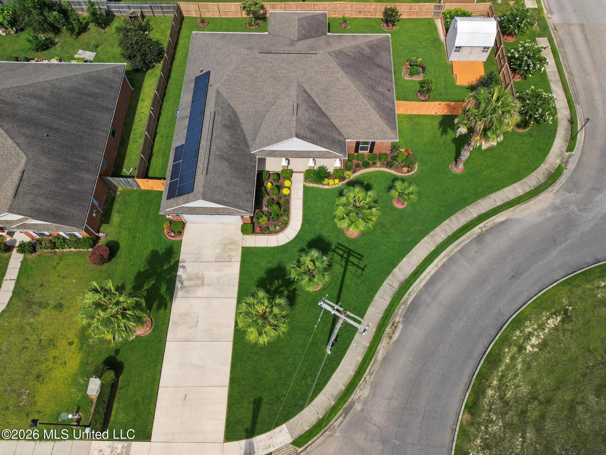 10241 Hutter Road Property Photo 2