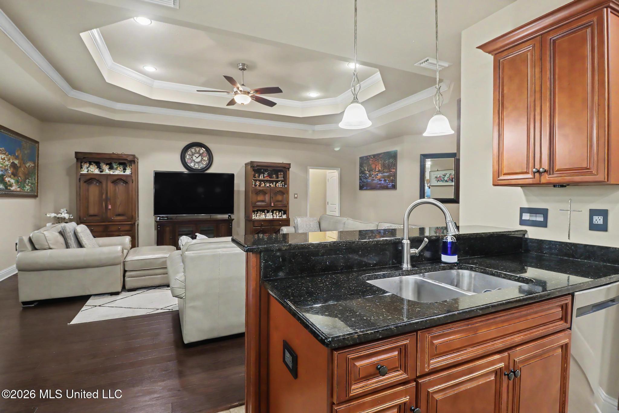 10241 Hutter Road Property Photo 15