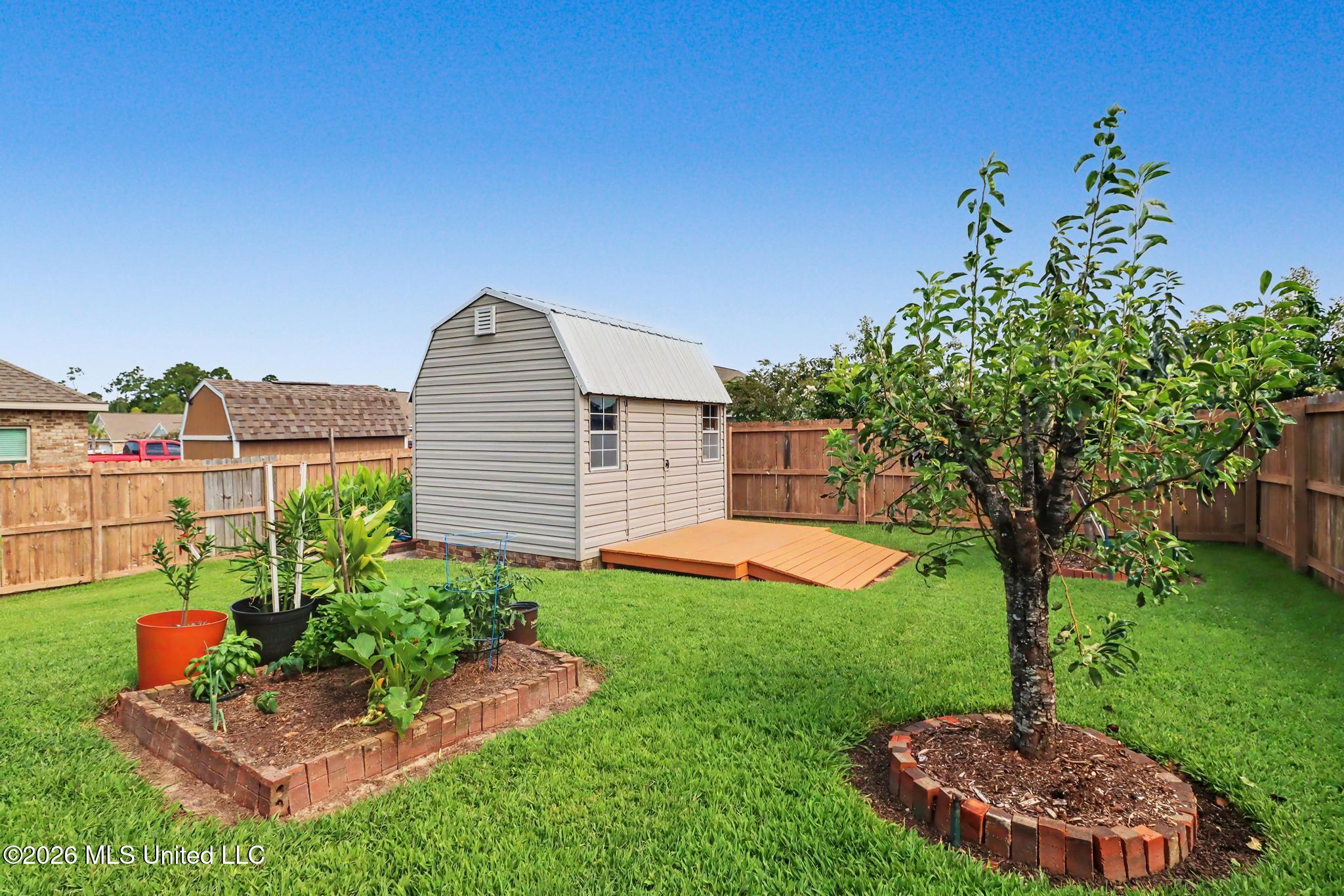 10241 Hutter Road Property Photo 31