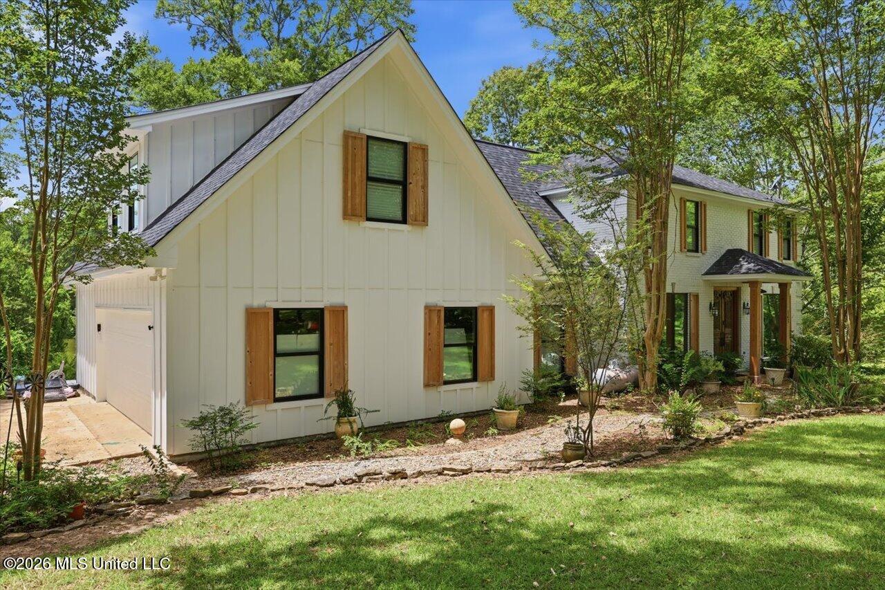 145 Wynndale Lake Road Property Photo 3