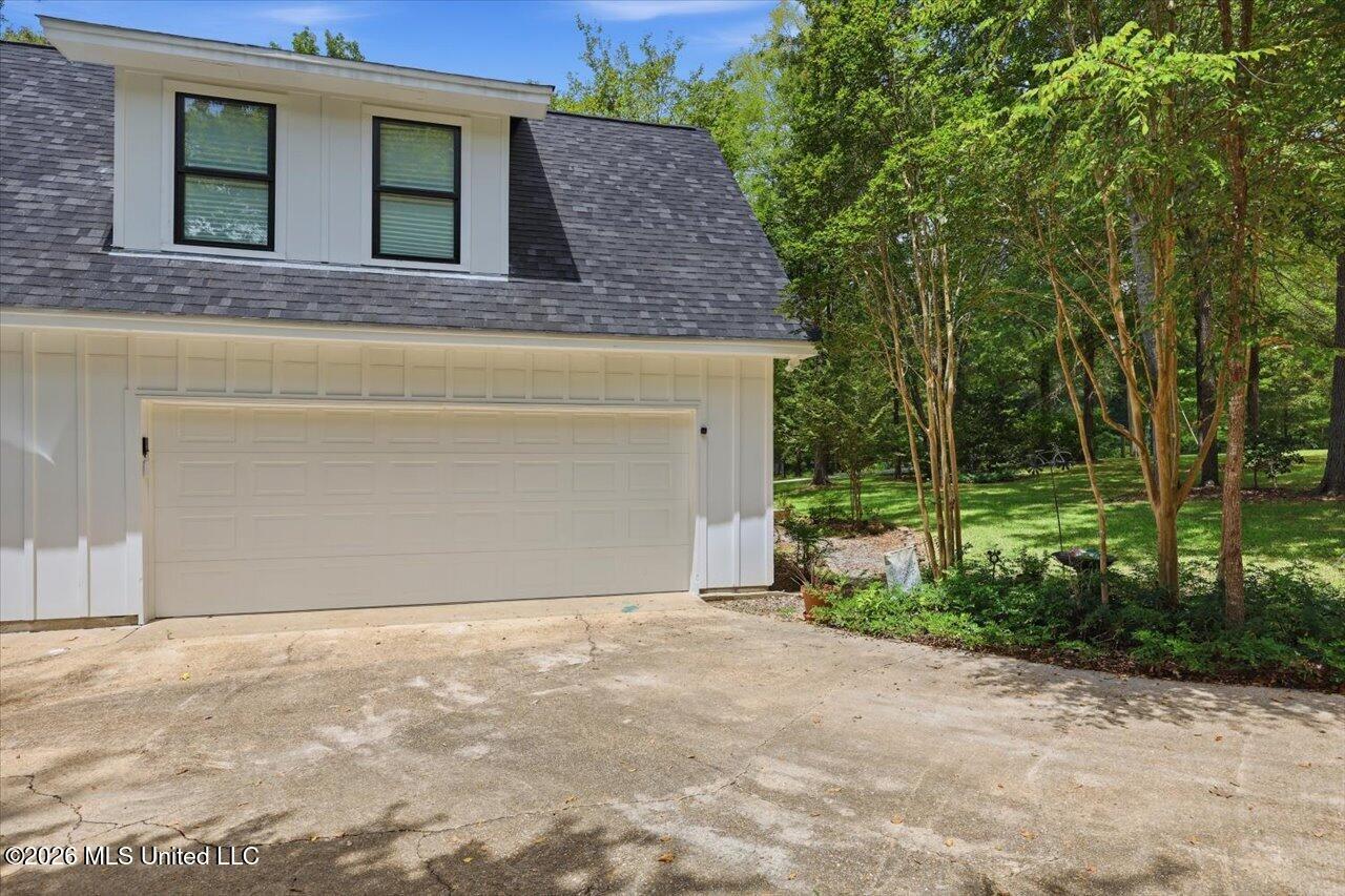 145 Wynndale Lake Road Property Photo 4