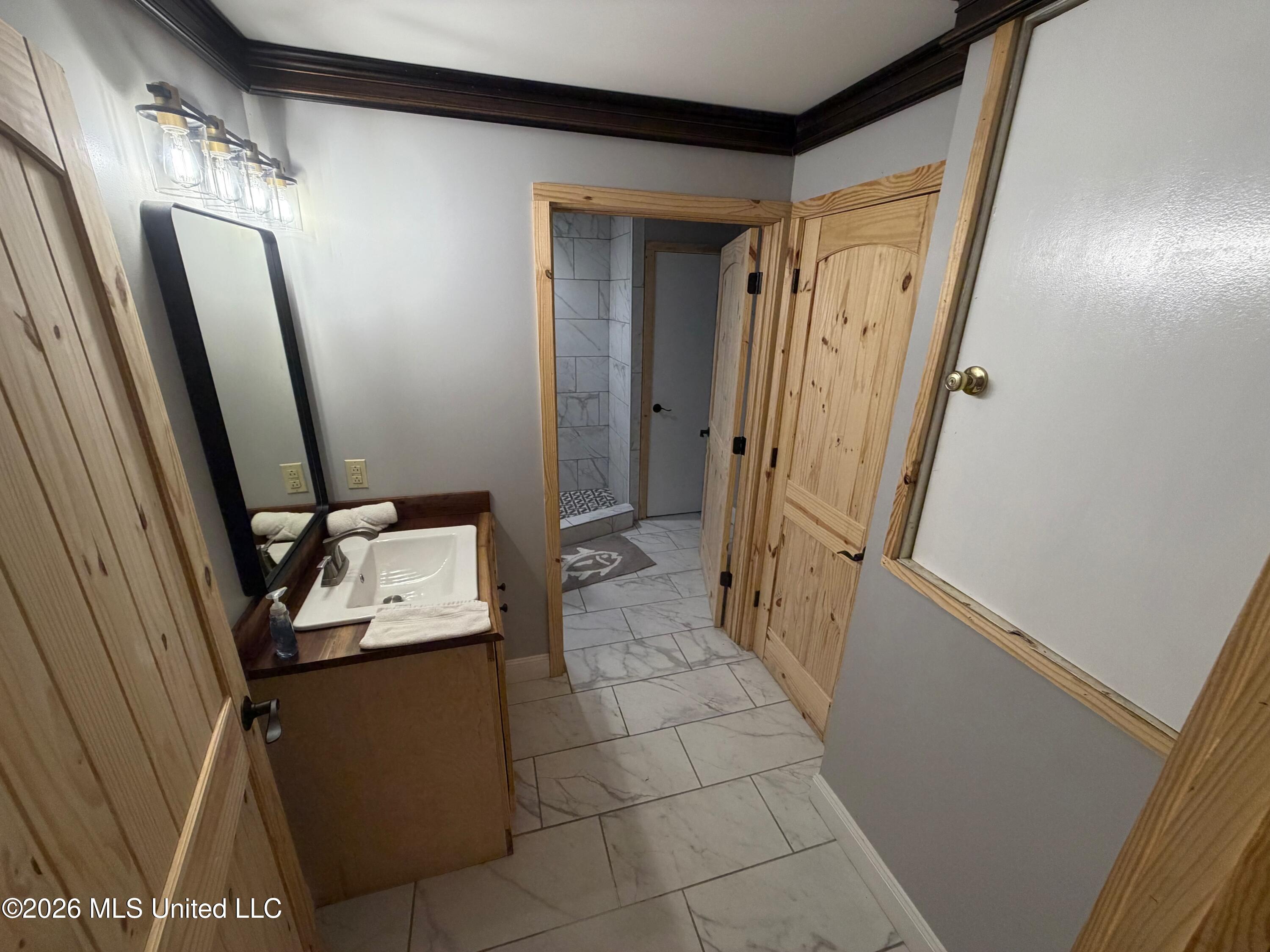 6710 Co Rd 518 Property Photo 11