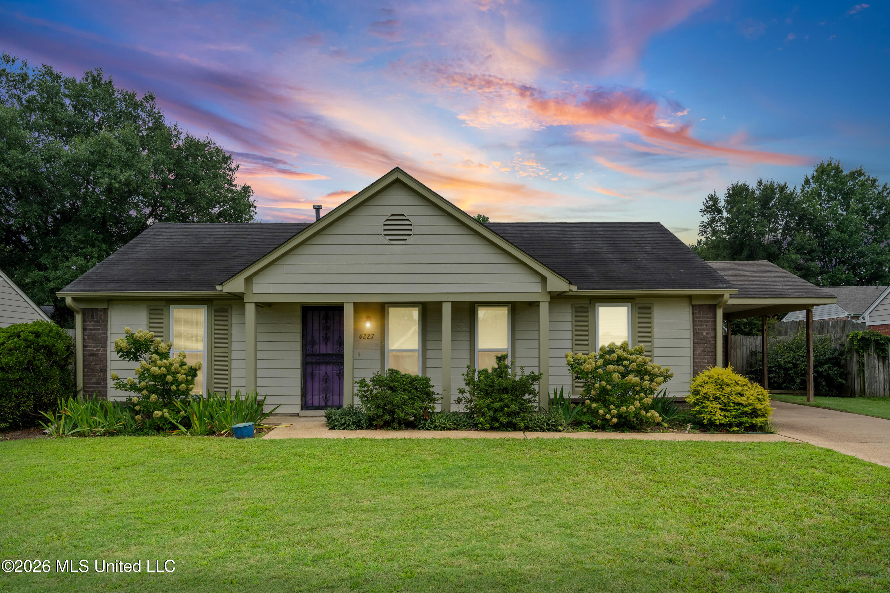 4227 Highgate Drive Property Photo 1