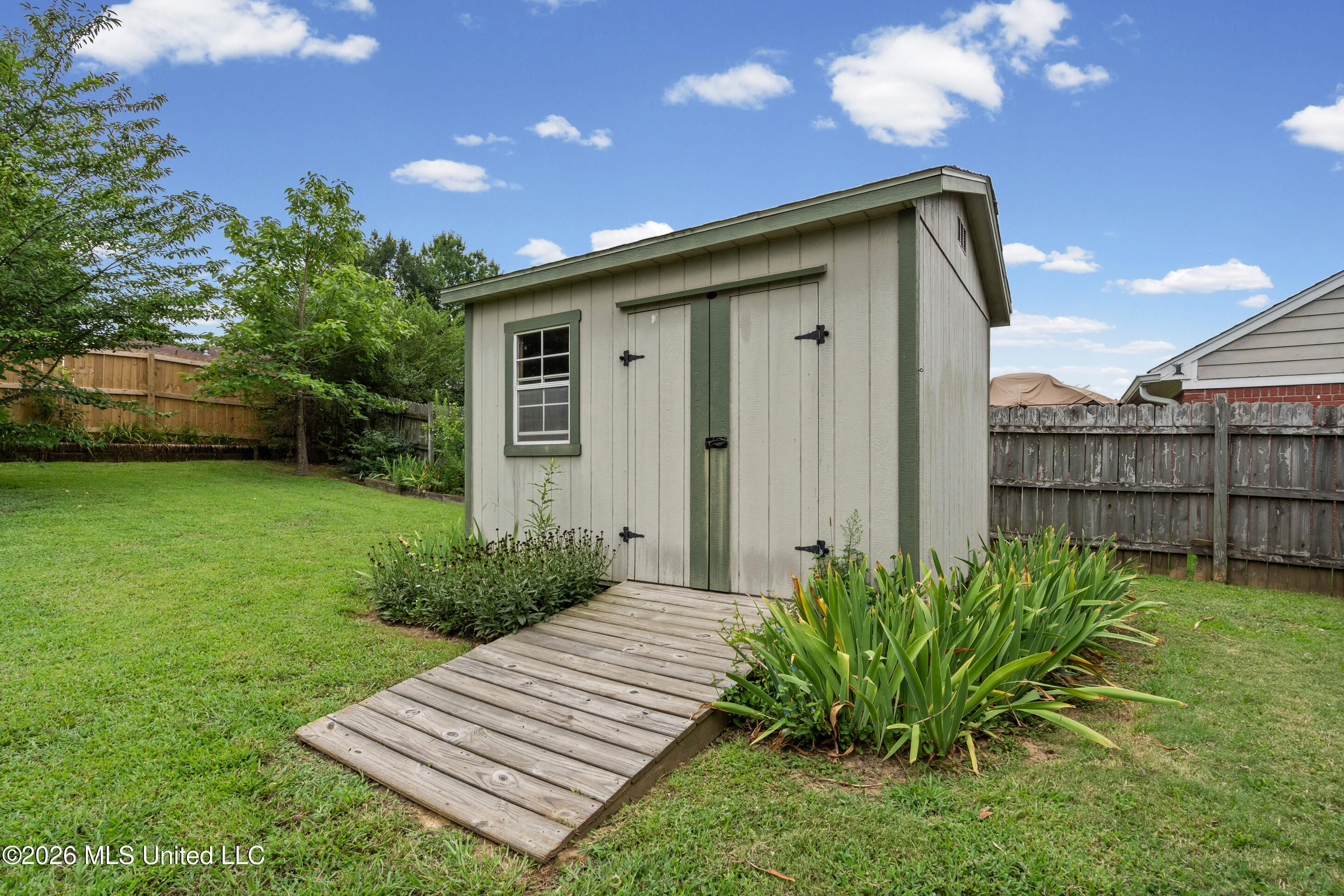 4227 Highgate Drive Property Photo 20