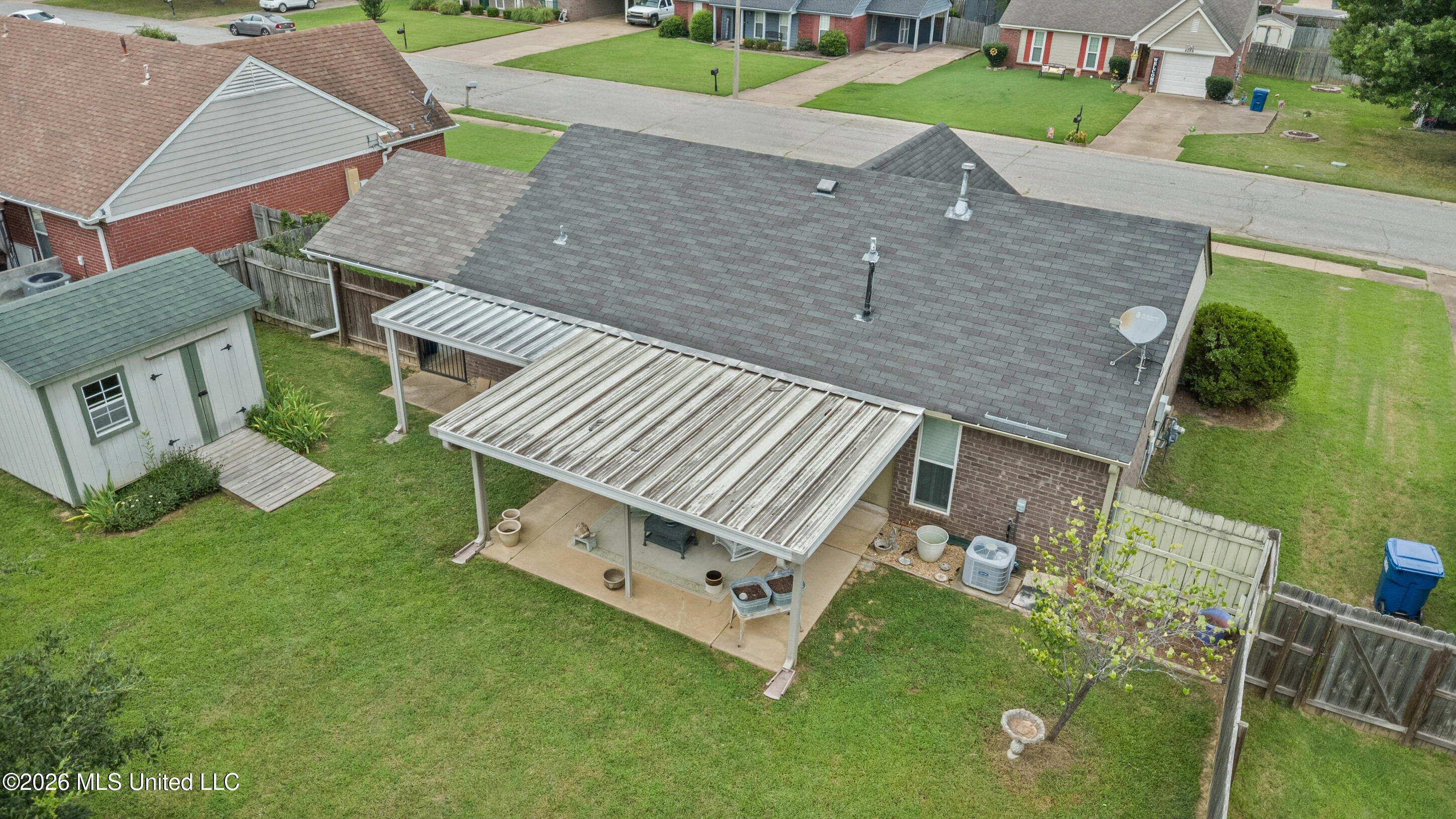 4227 Highgate Drive Property Photo 28