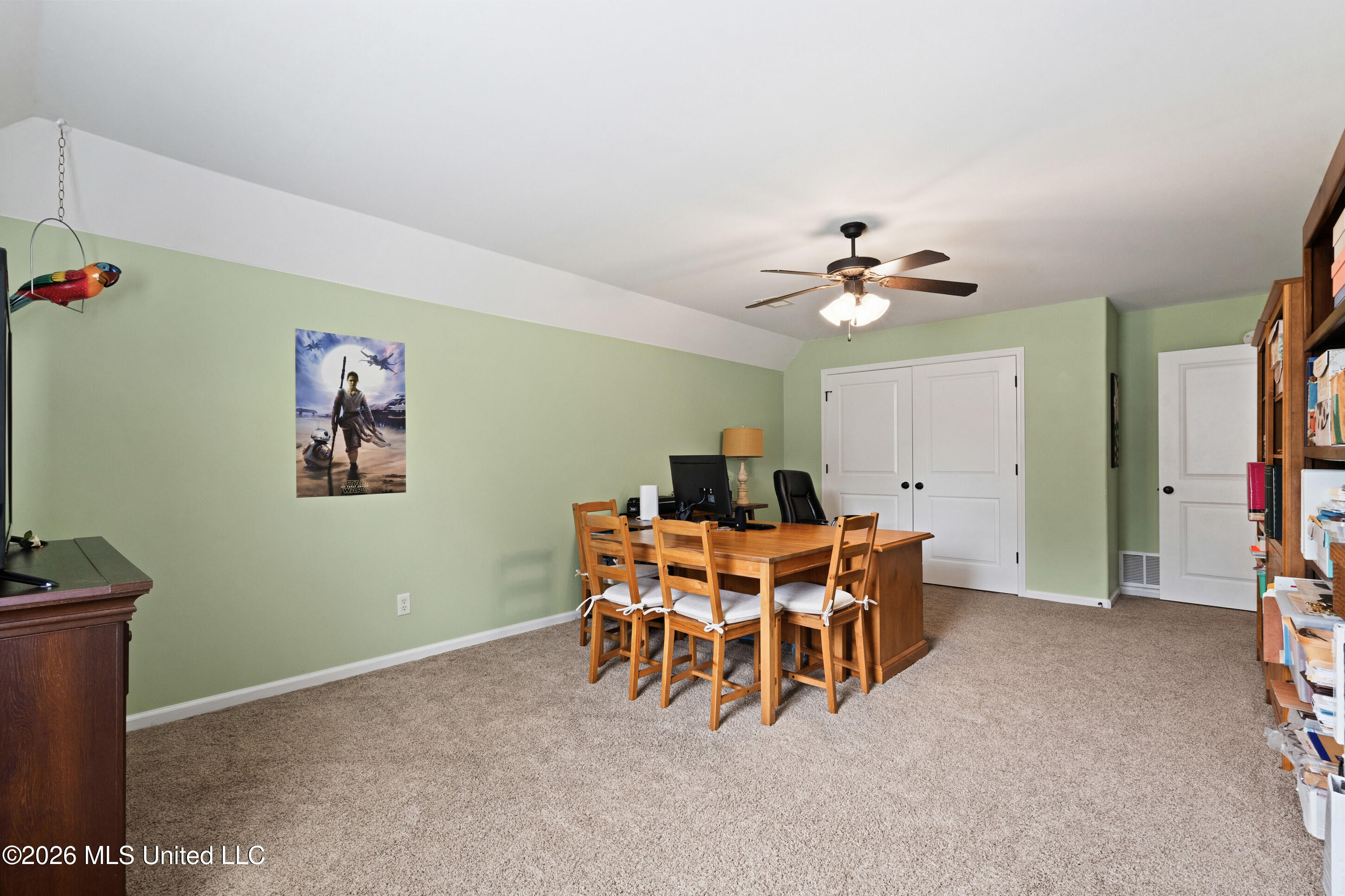 2157 Hemmingway Drive Property Photo 33