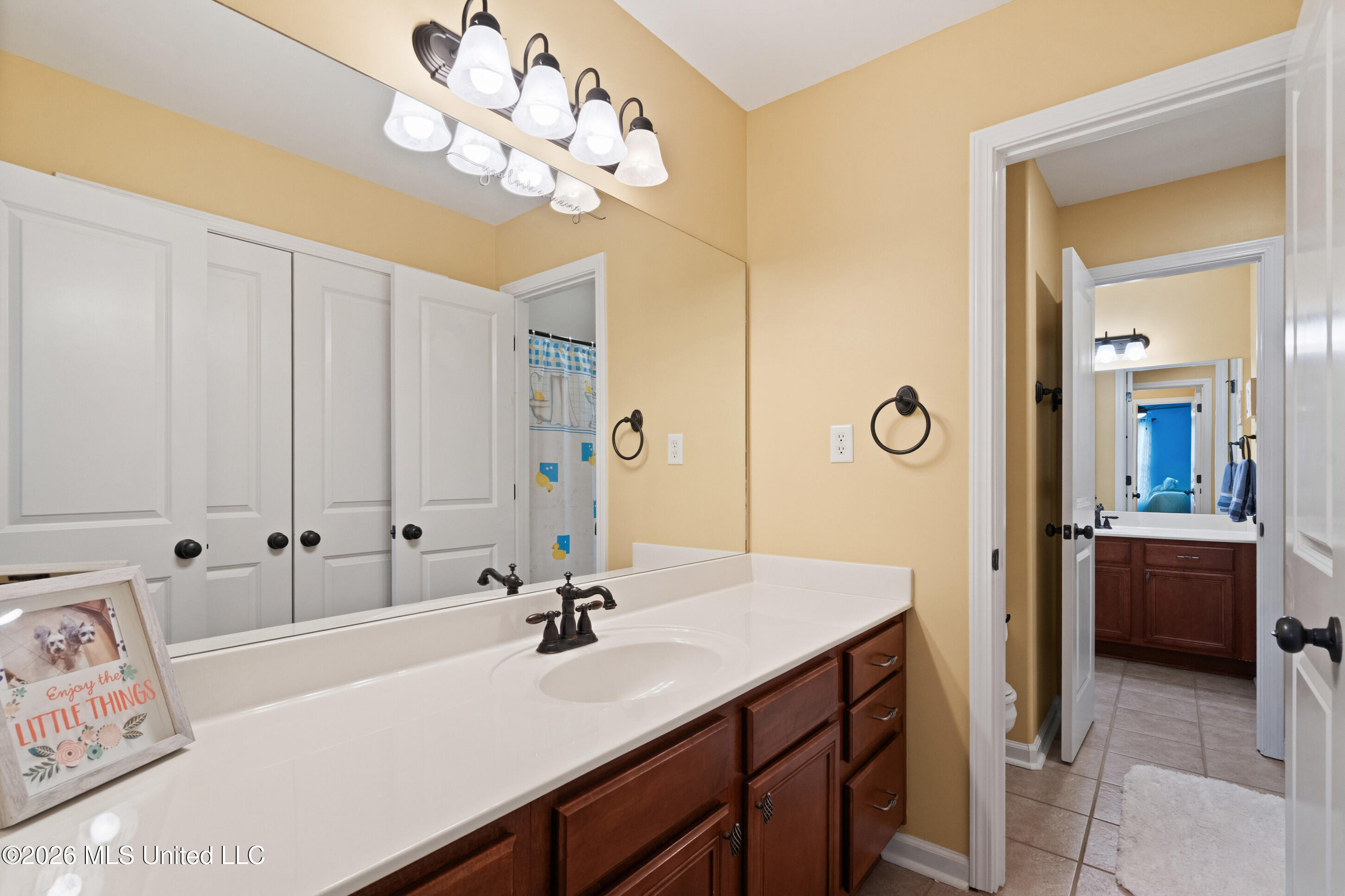 2157 Hemmingway Drive Property Photo 40
