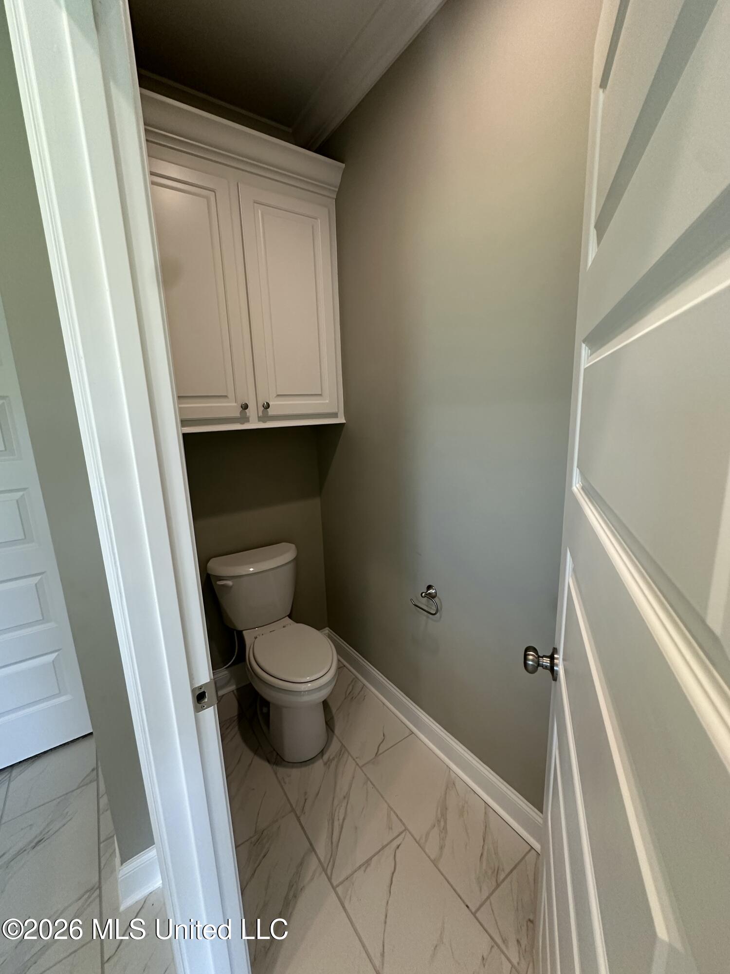 412 Old Maple Cove Property Photo 17
