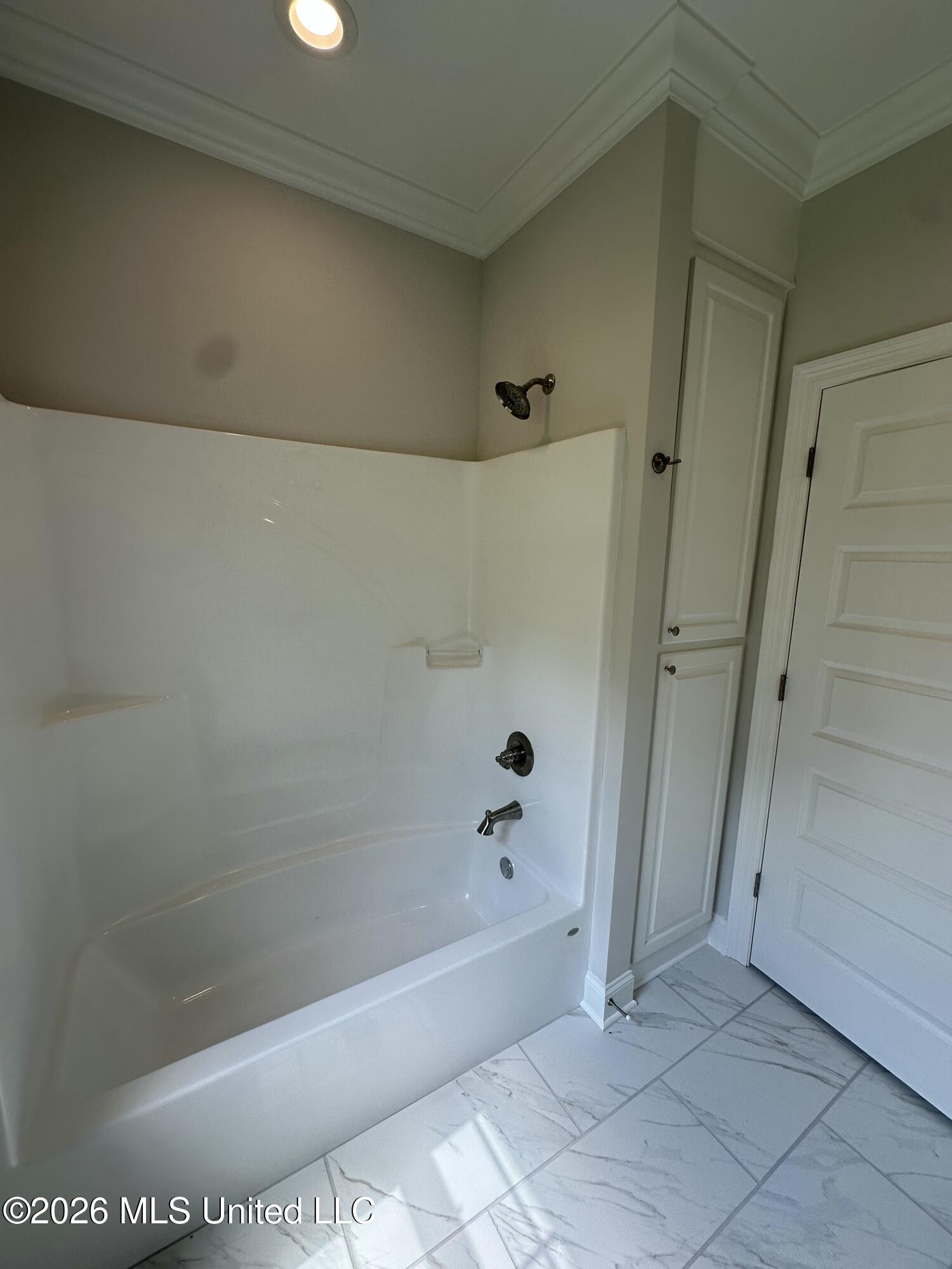 412 Old Maple Cove Property Photo 32