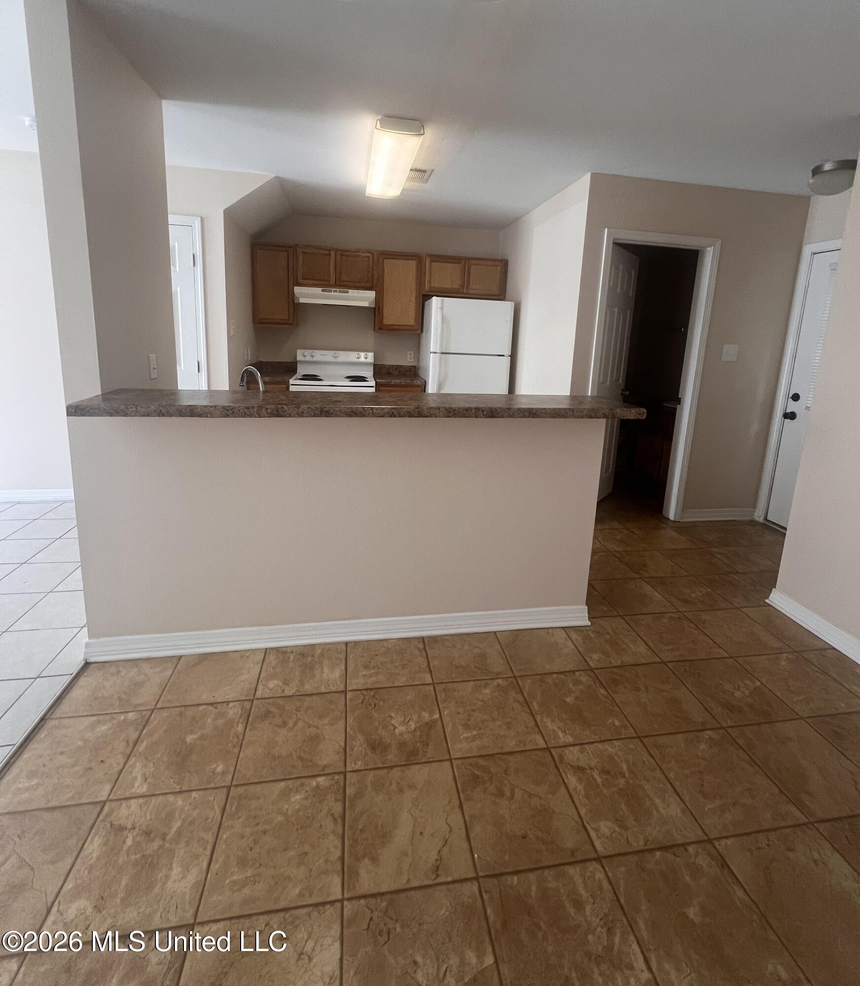 1334 Foxwood Place Property Photo 3