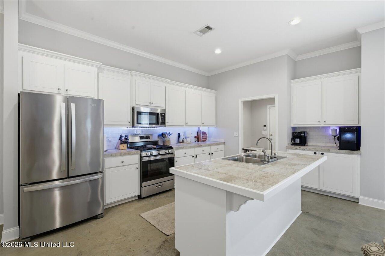 1402 Victoria Lane Property Photo 11