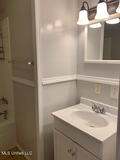 1002 Belair Street Property Photo 13