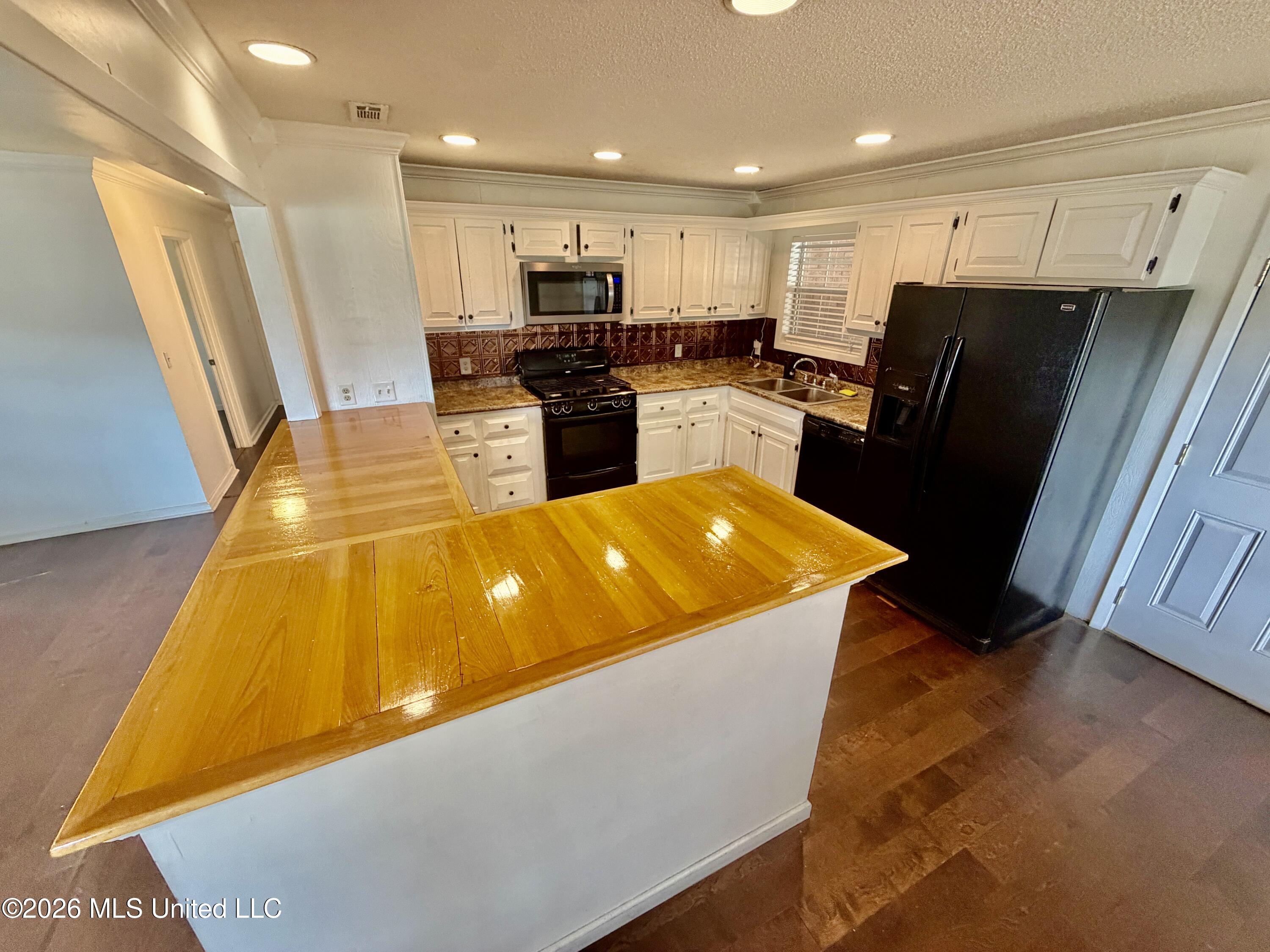 314 Bolling Avenue Property Photo 6