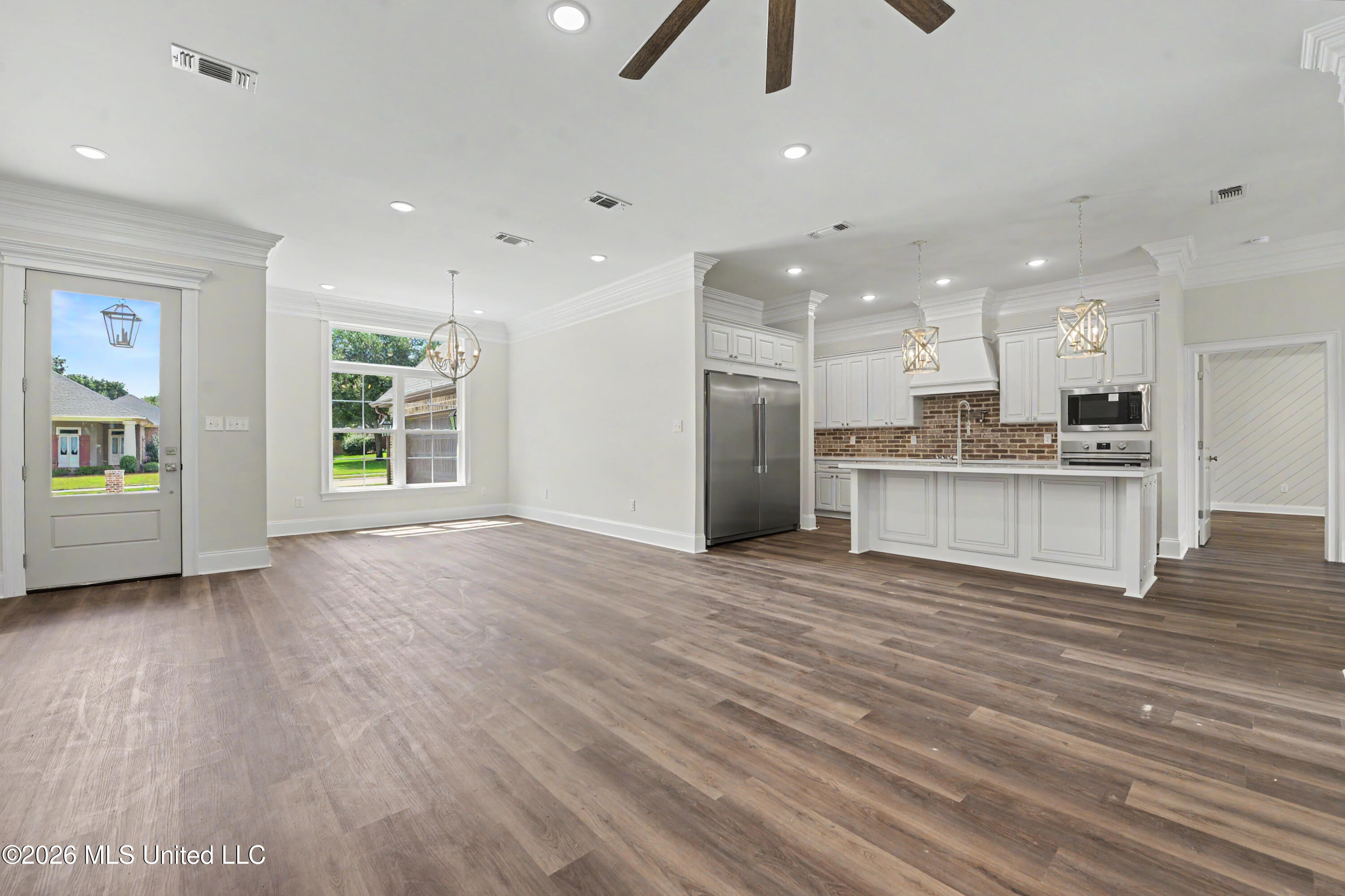 138 Destiny Oaks Drive Property Photo 6