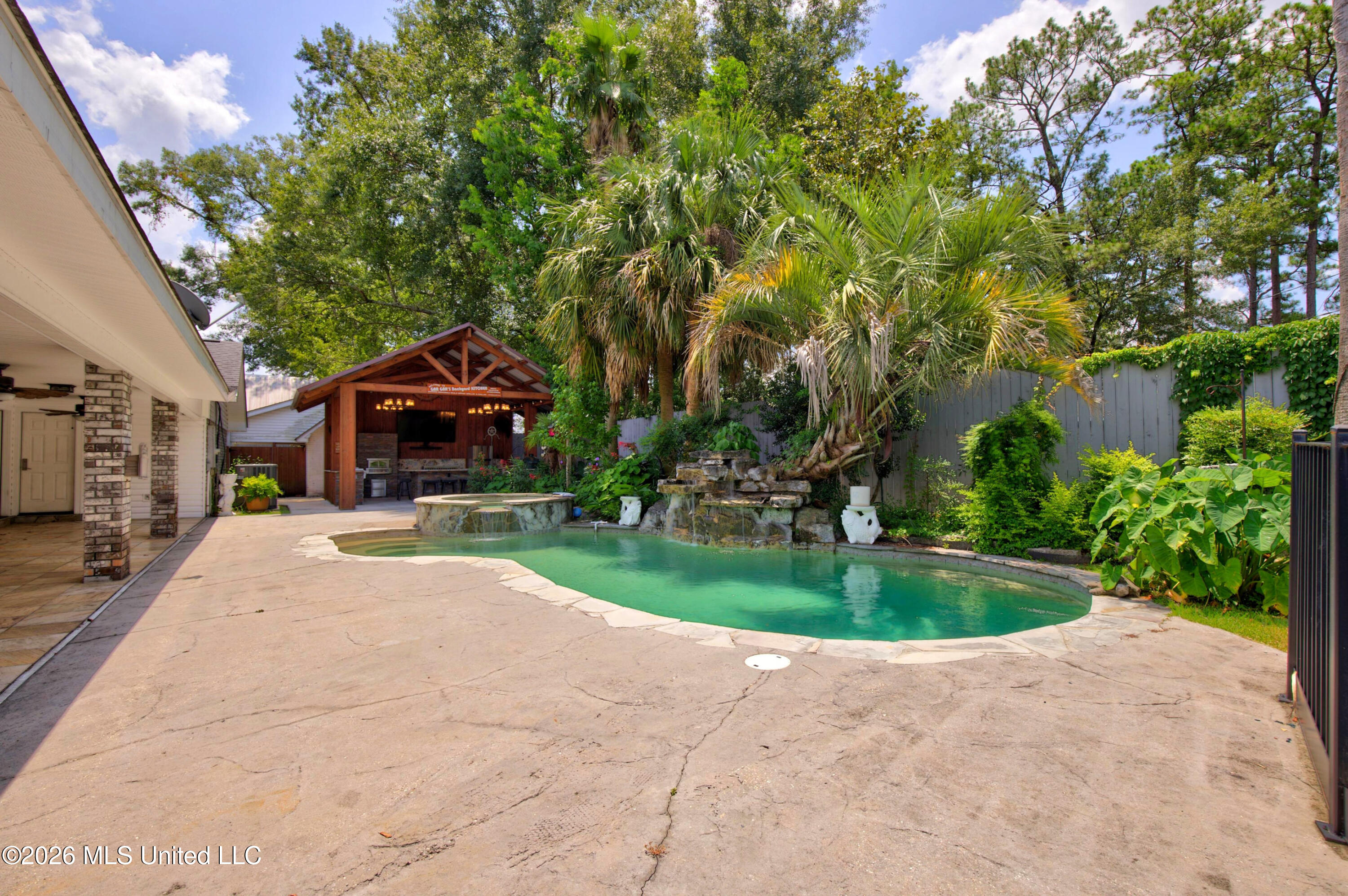 1217 Fifth Avenue Property Photo 2