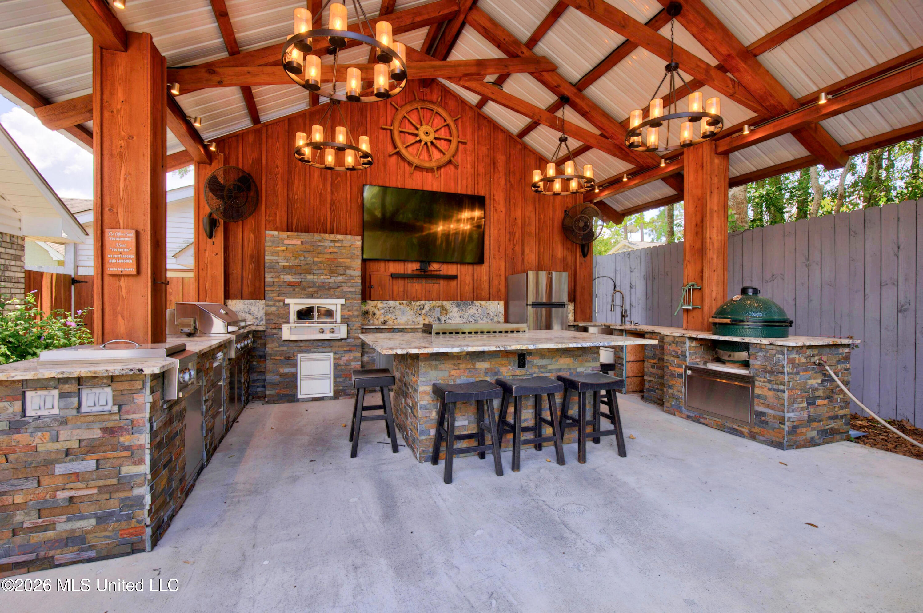 1217 Fifth Avenue Property Photo 3