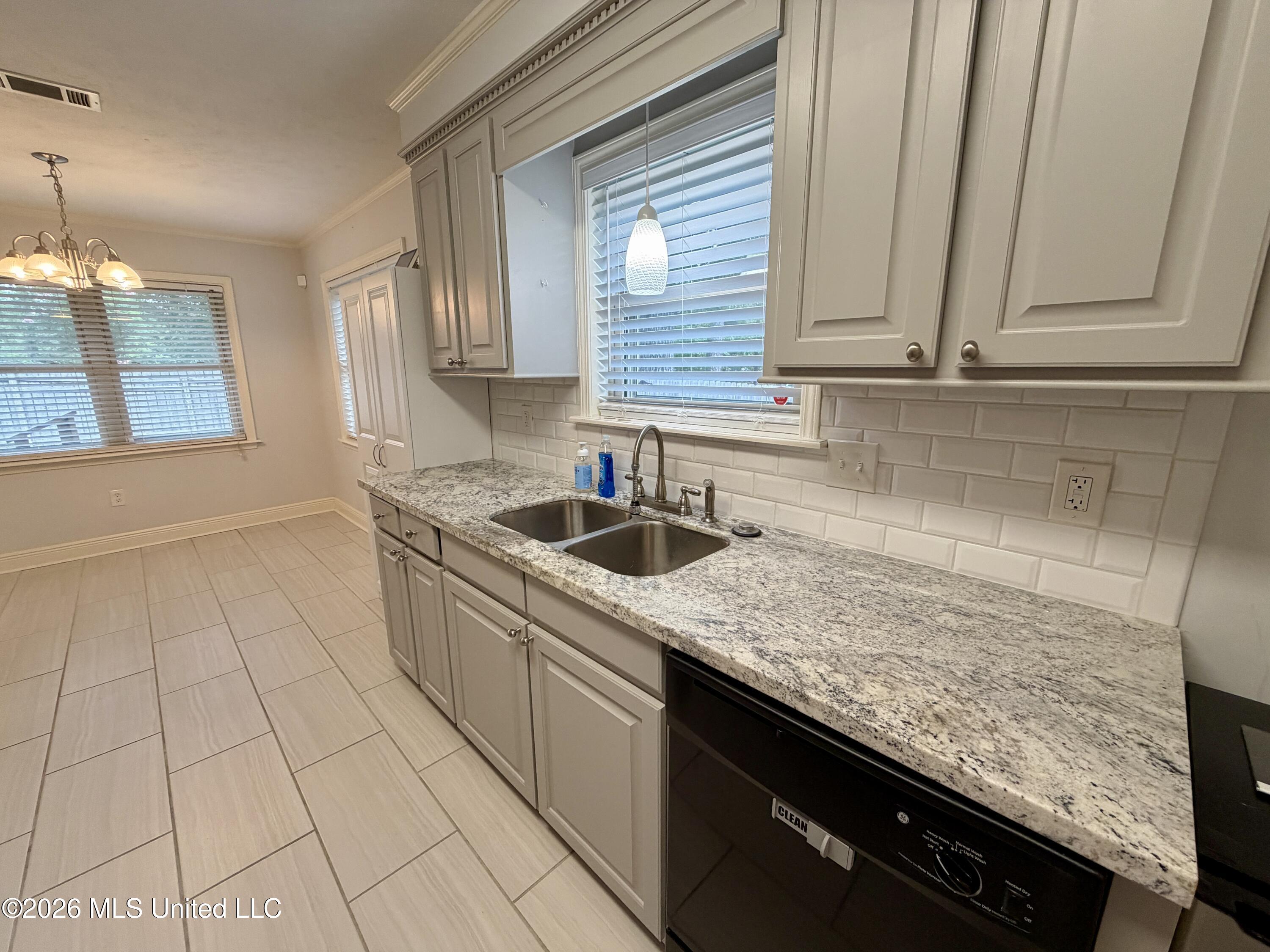 62 Freehill Court Property Photo 11