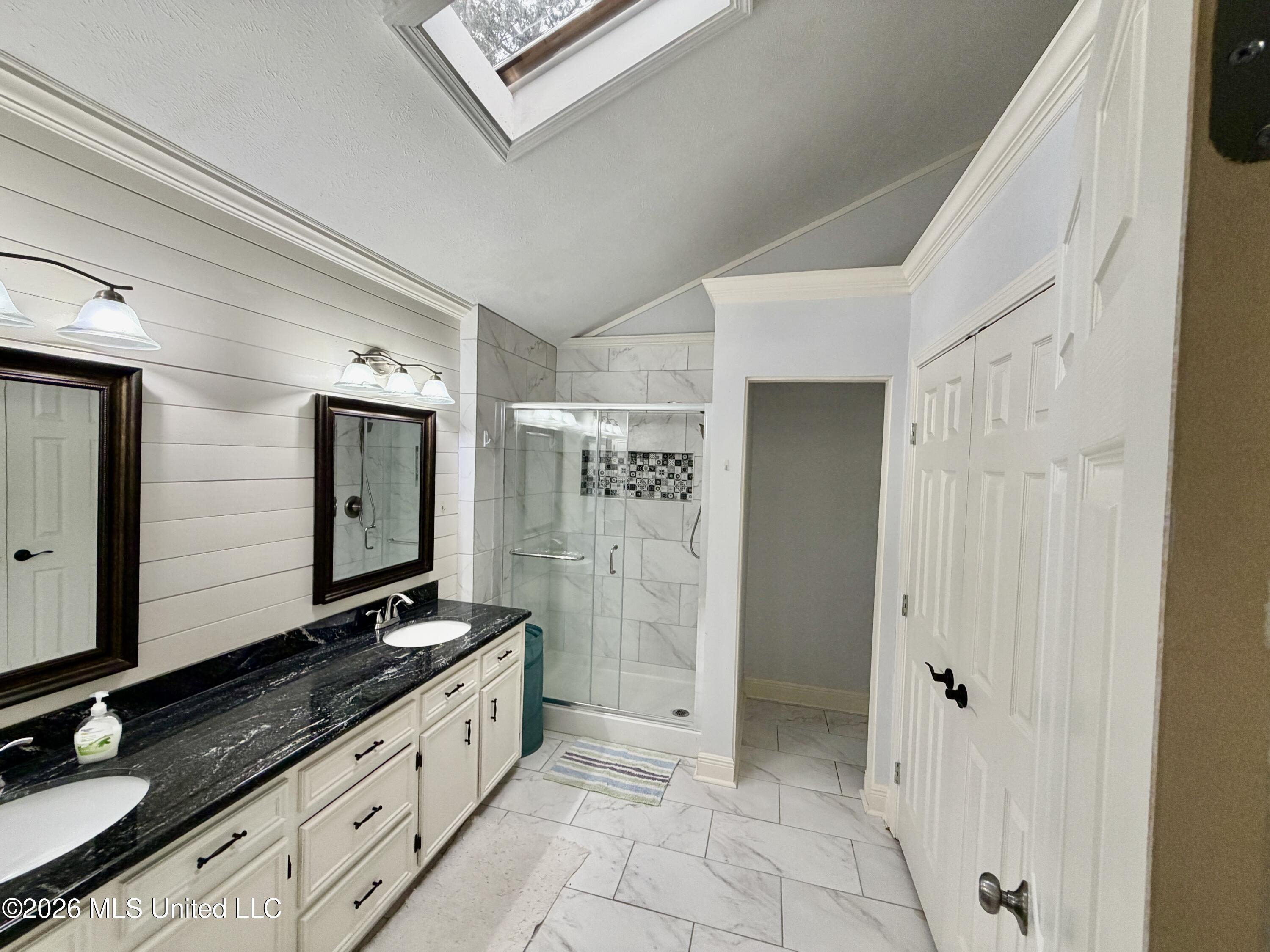62 Freehill Court Property Photo 14