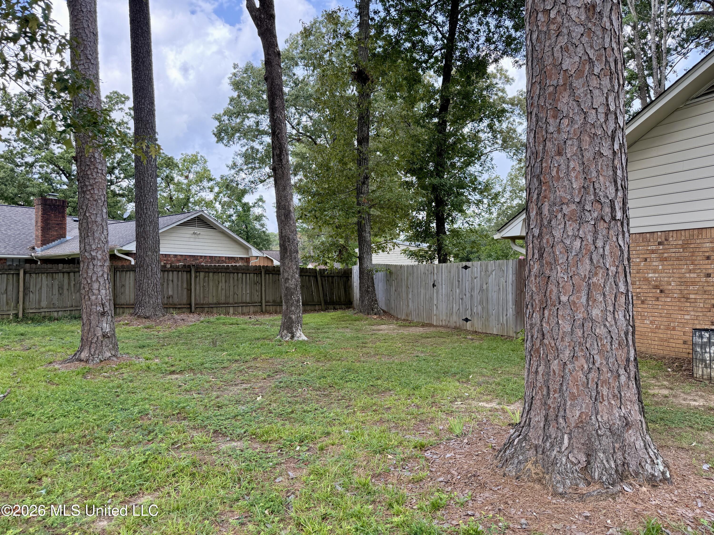 62 Freehill Court Property Photo 33