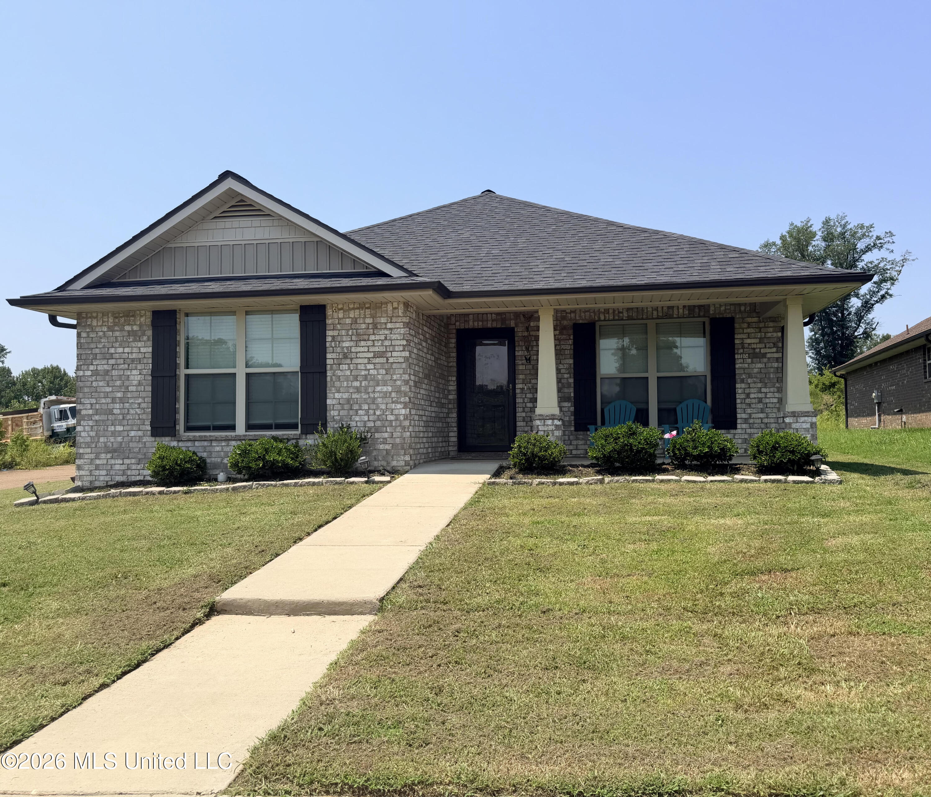 8673 Kimberly Dawn Drive Property Photo 1