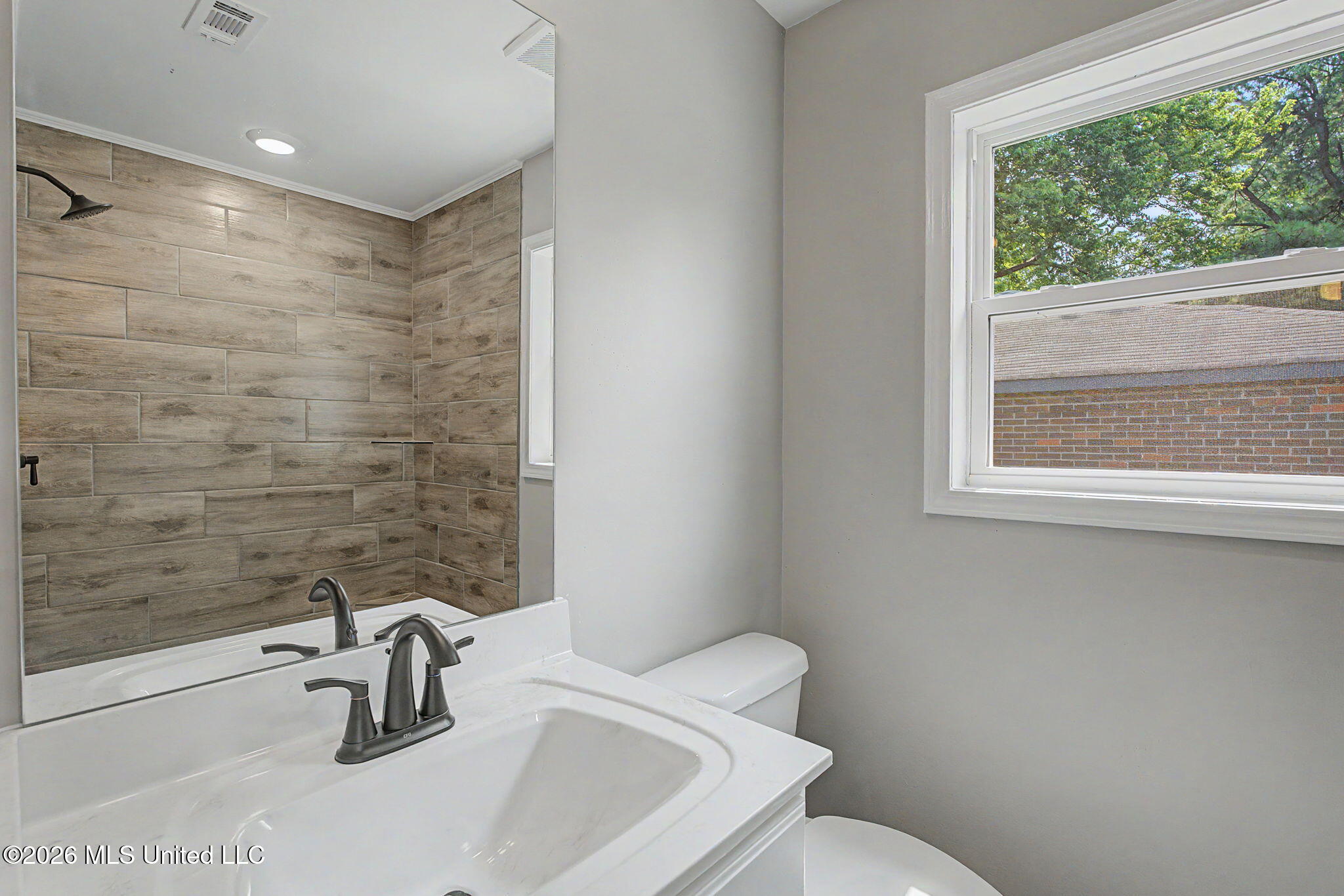 954 Boulder Drive Property Photo 16