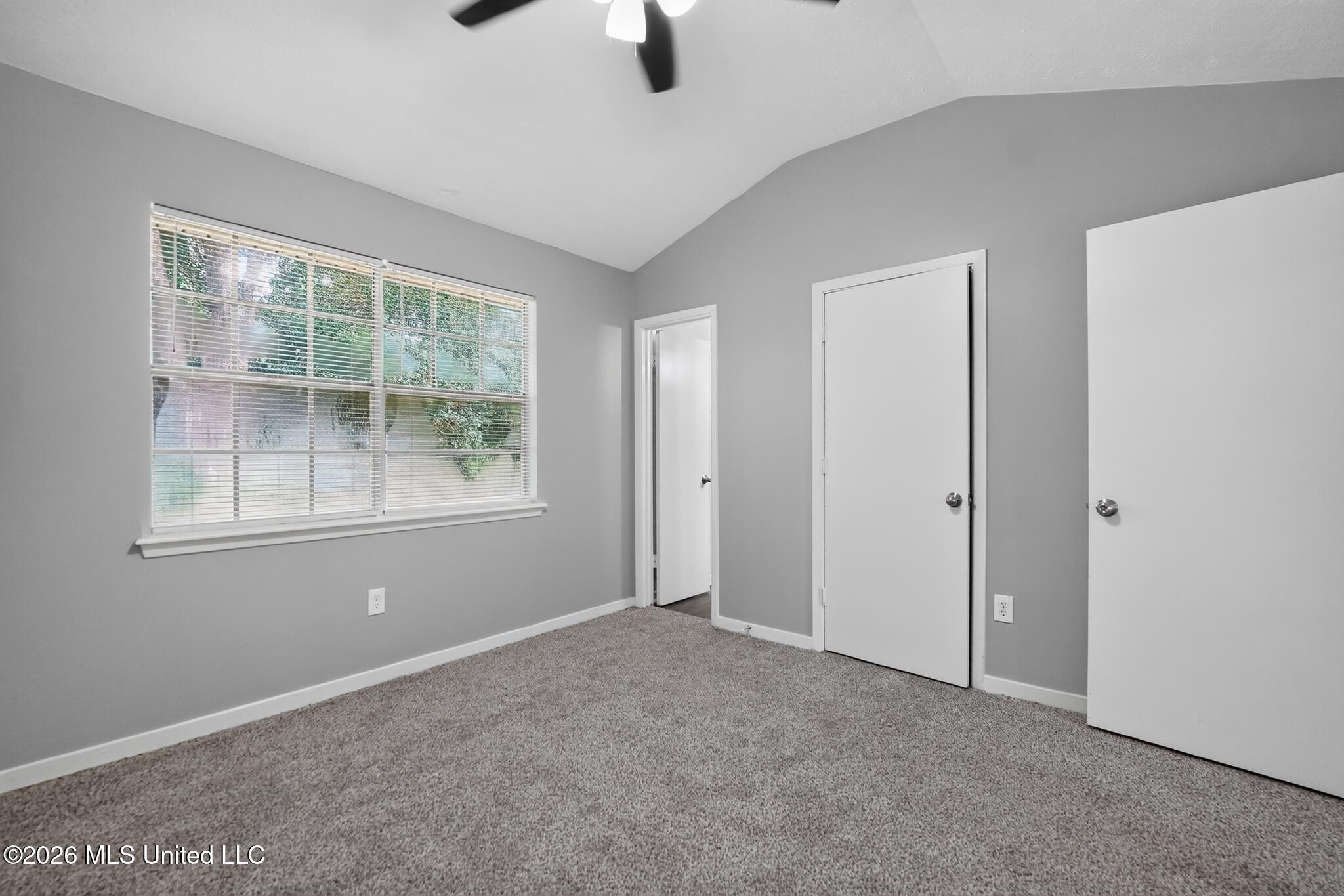 117 White Oak Court Property Photo 21