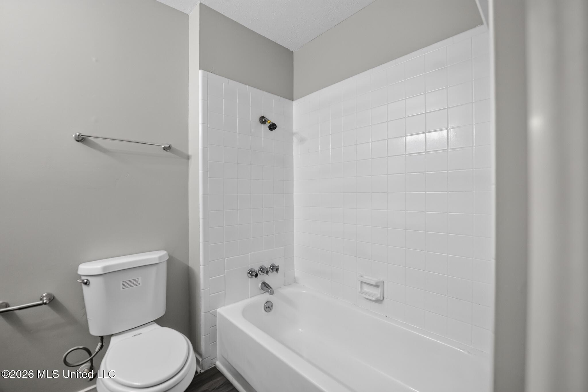 117 White Oak Court Property Photo 25