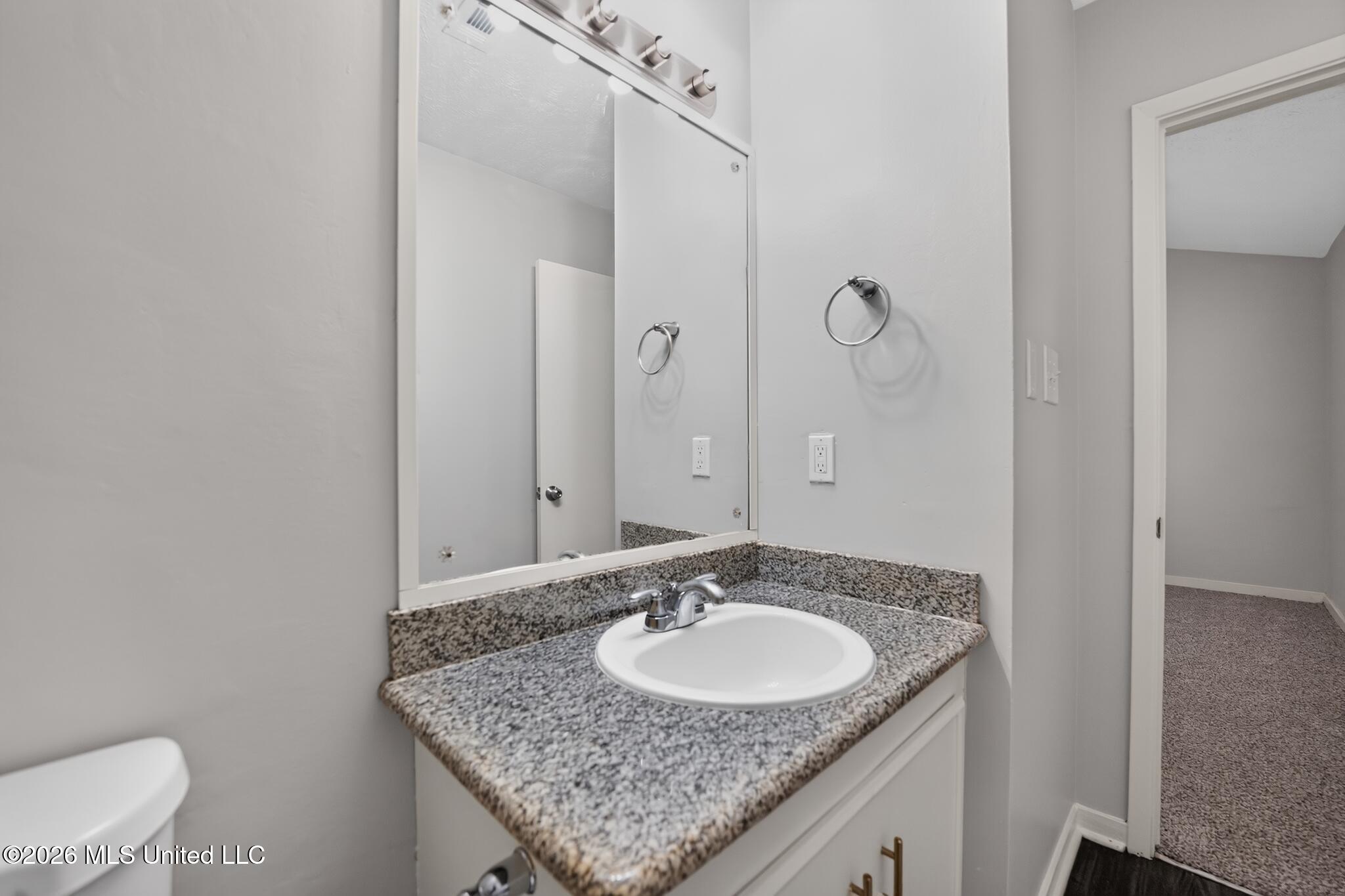 117 White Oak Court Property Photo 27