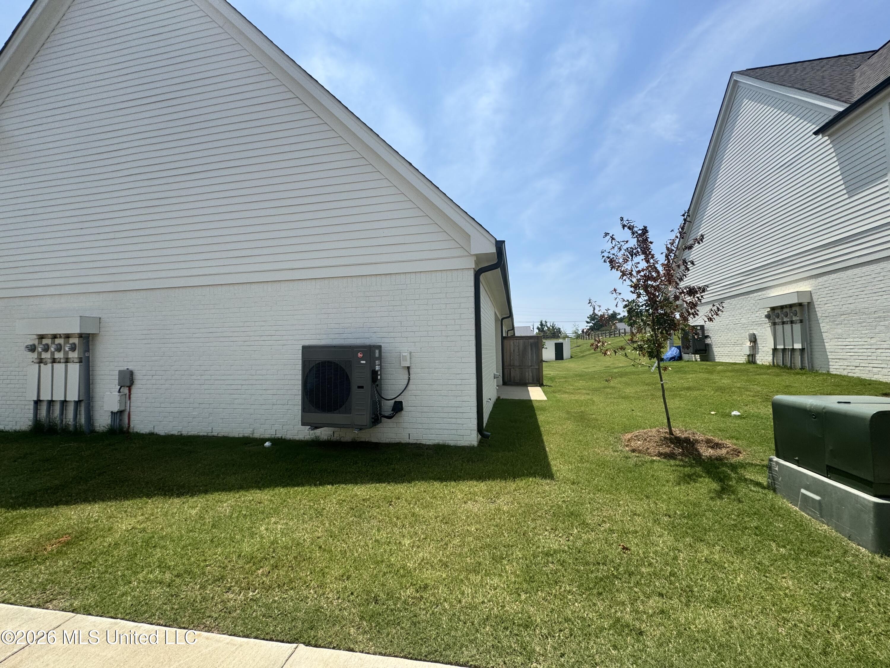 701 Southview Drive Property Photo 5