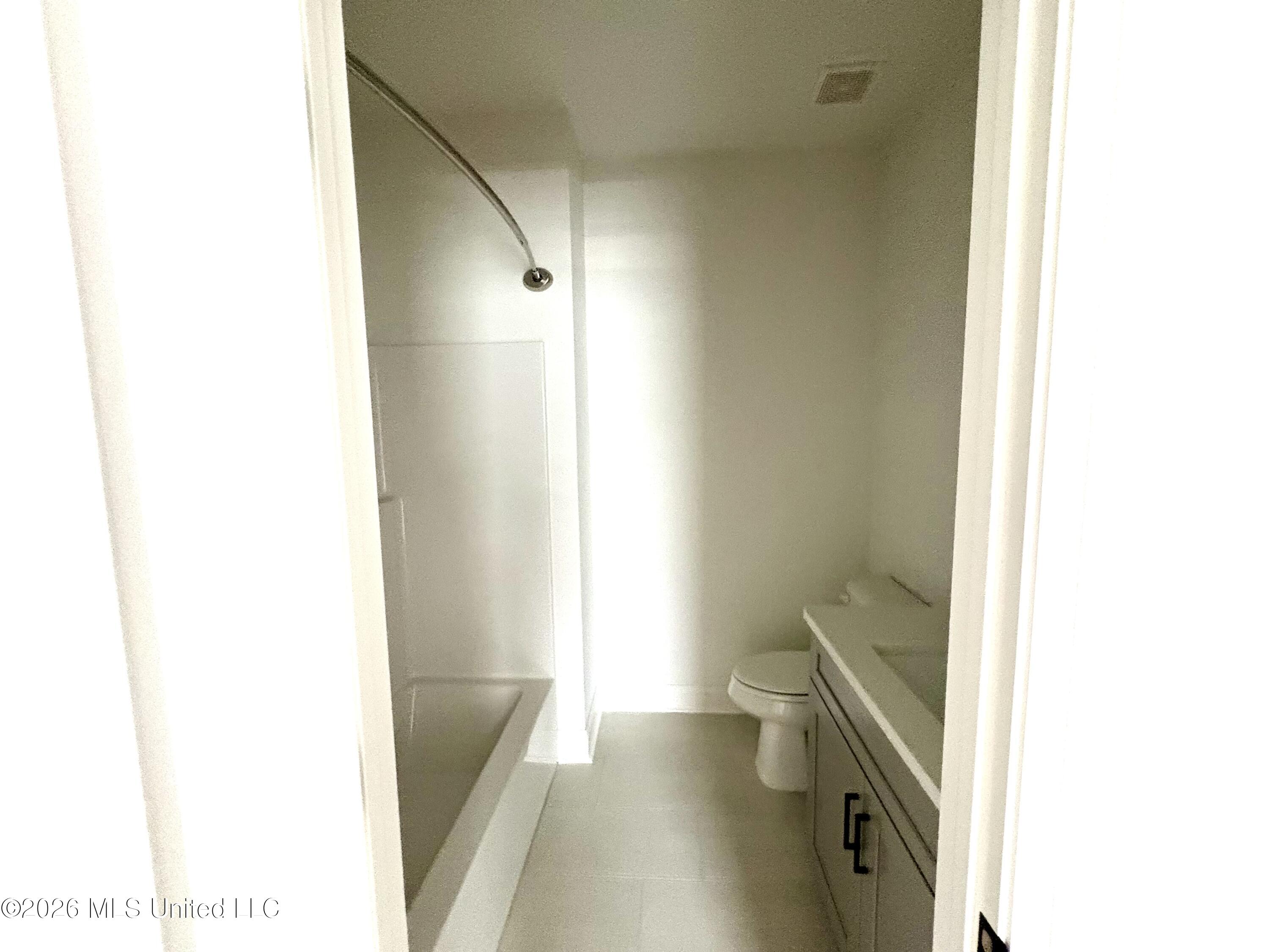 701 Southview Drive Property Photo 24