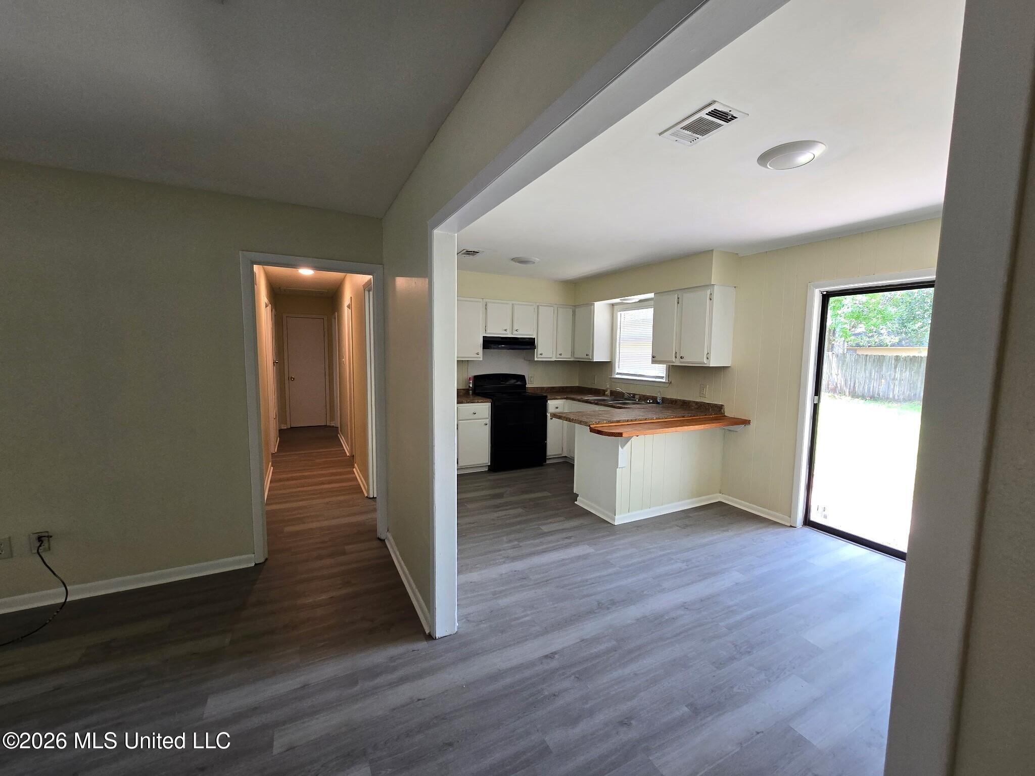2605 W Samuel Street Property Photo 5
