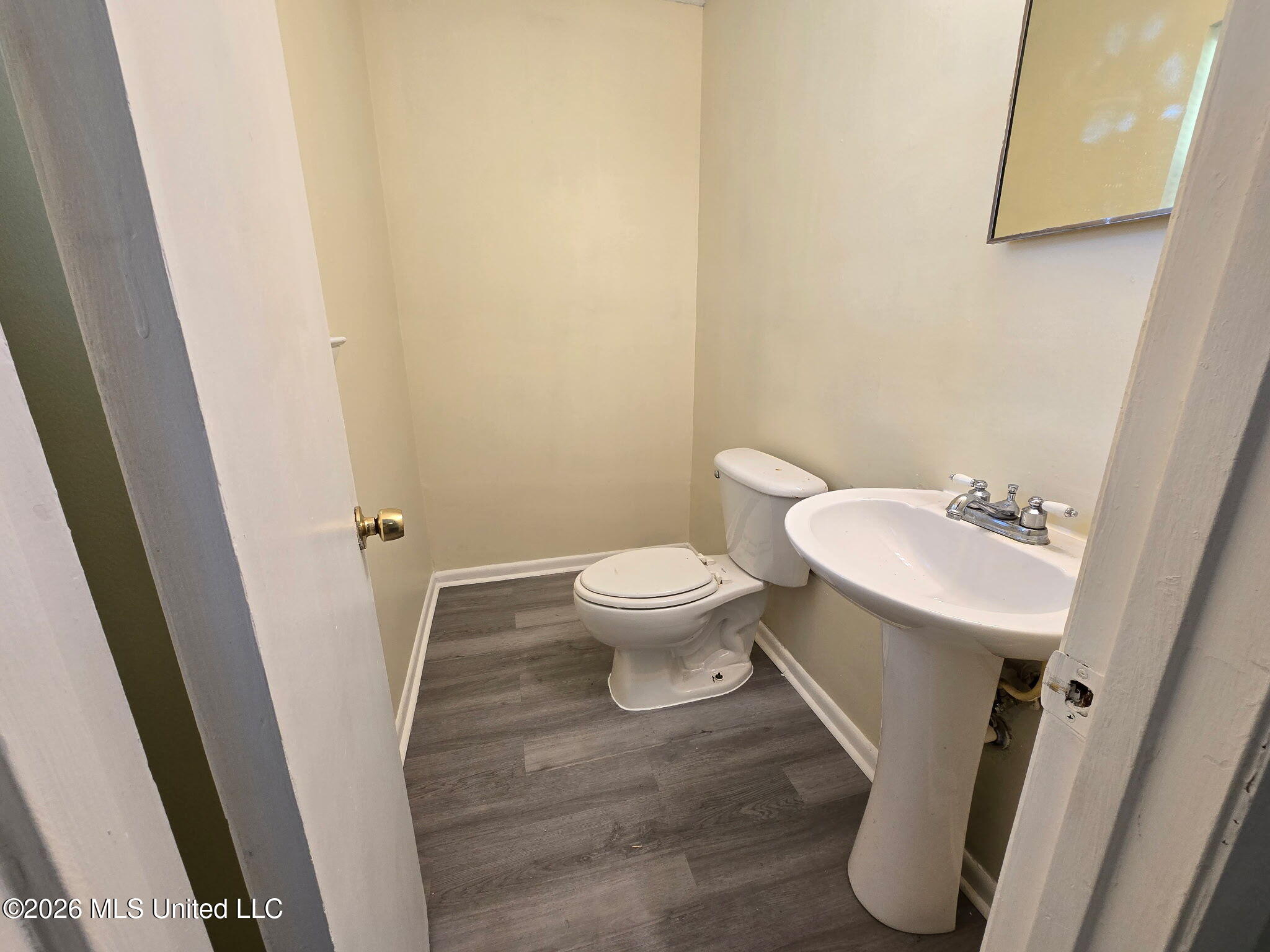 2605 W Samuel Street Property Photo 10