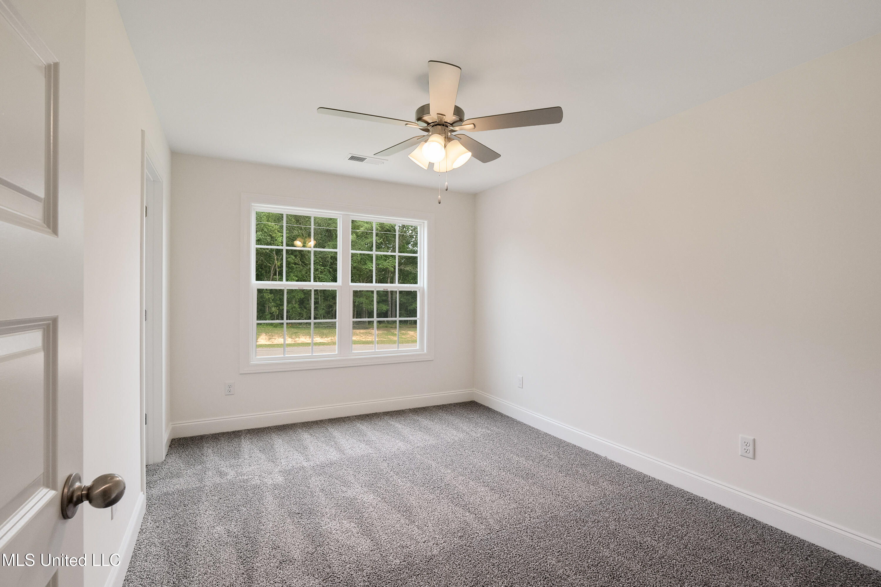 7327 Newbury Drive Property Photo 36