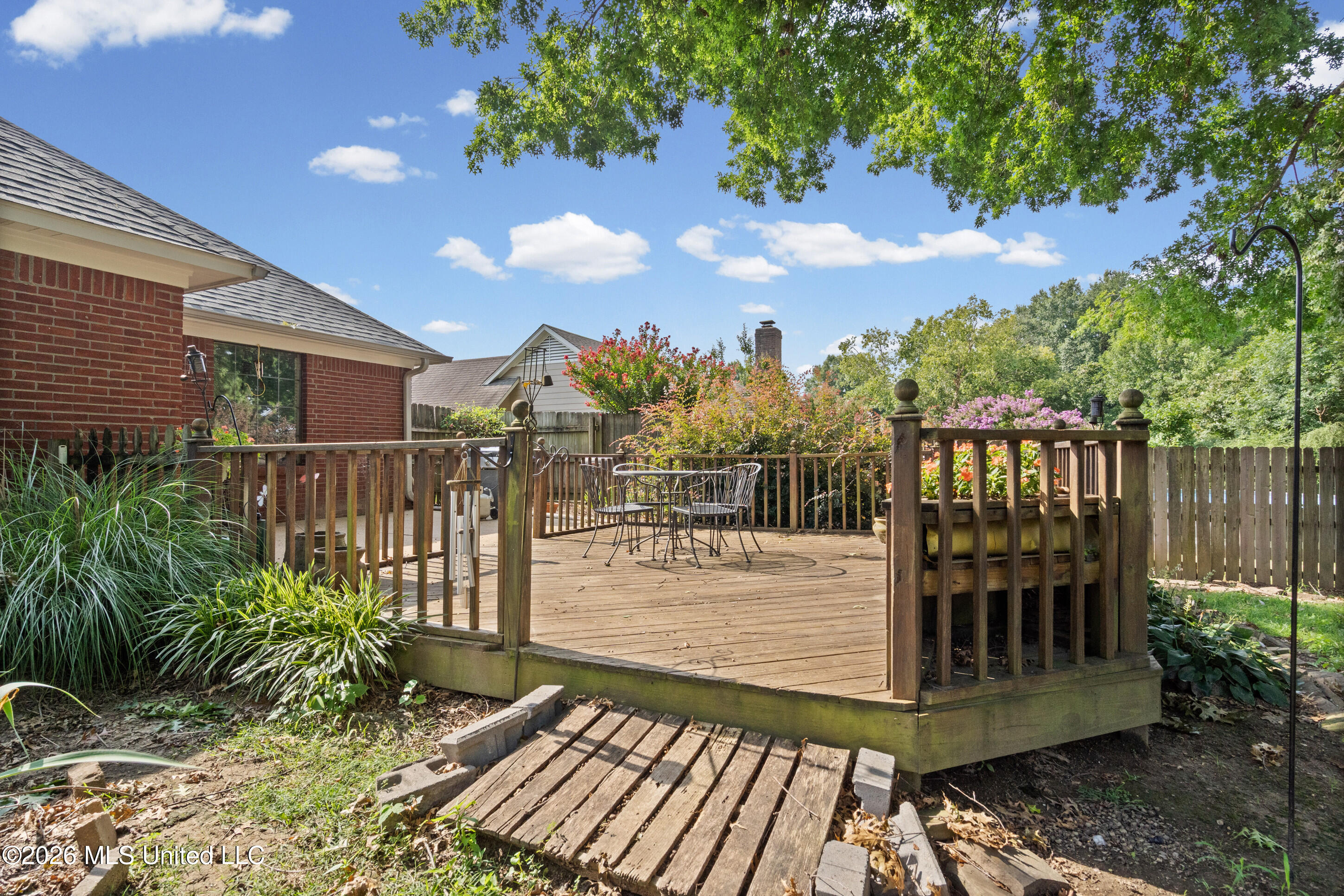 7389 Fox Glen Drive Property Photo 29