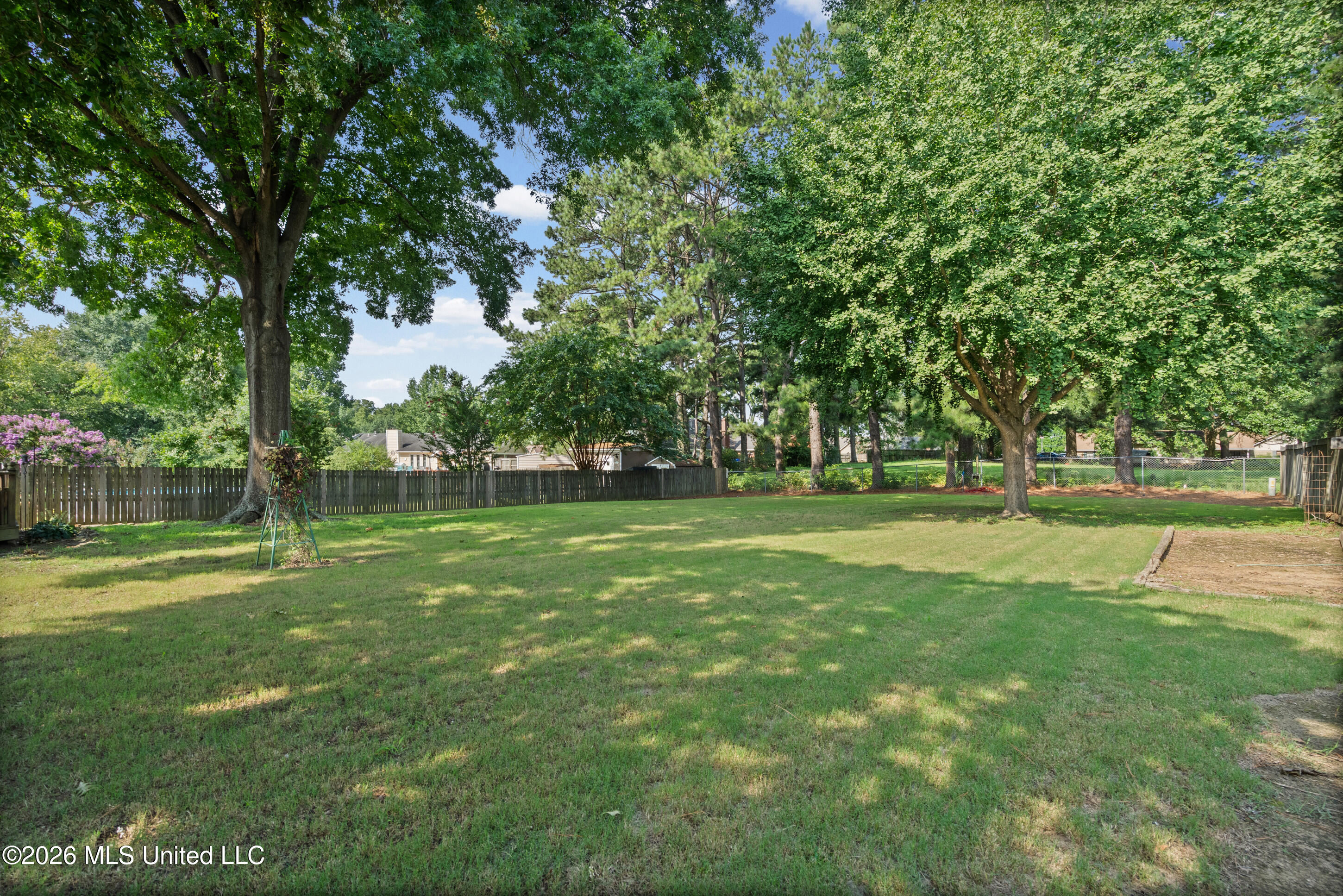 7389 Fox Glen Drive Property Photo 30