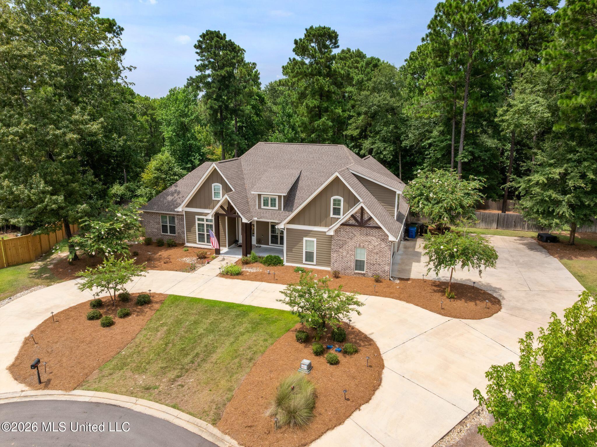12 Pinehills Court Property Photo 9