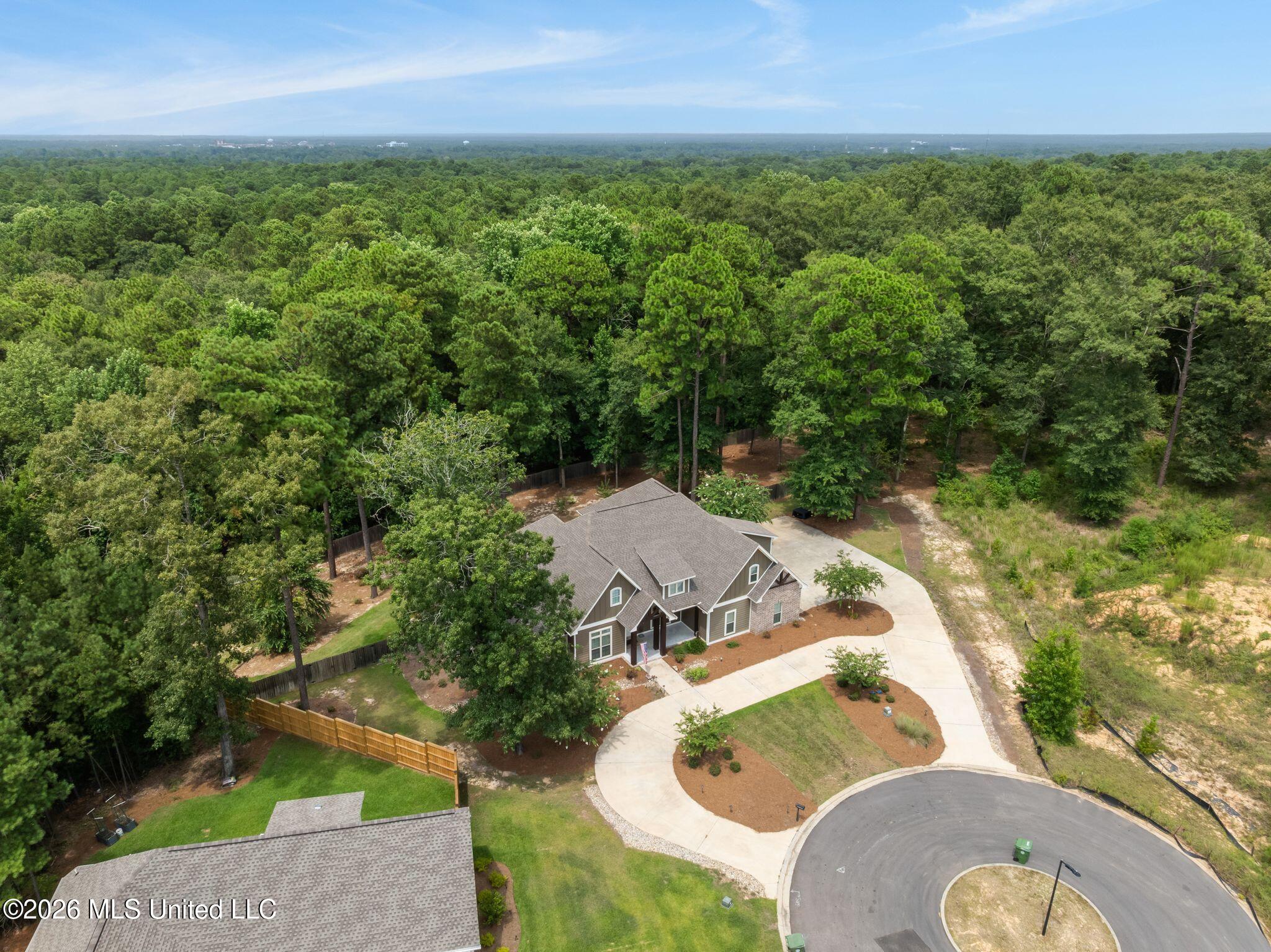 12 Pinehills Court Property Photo 10
