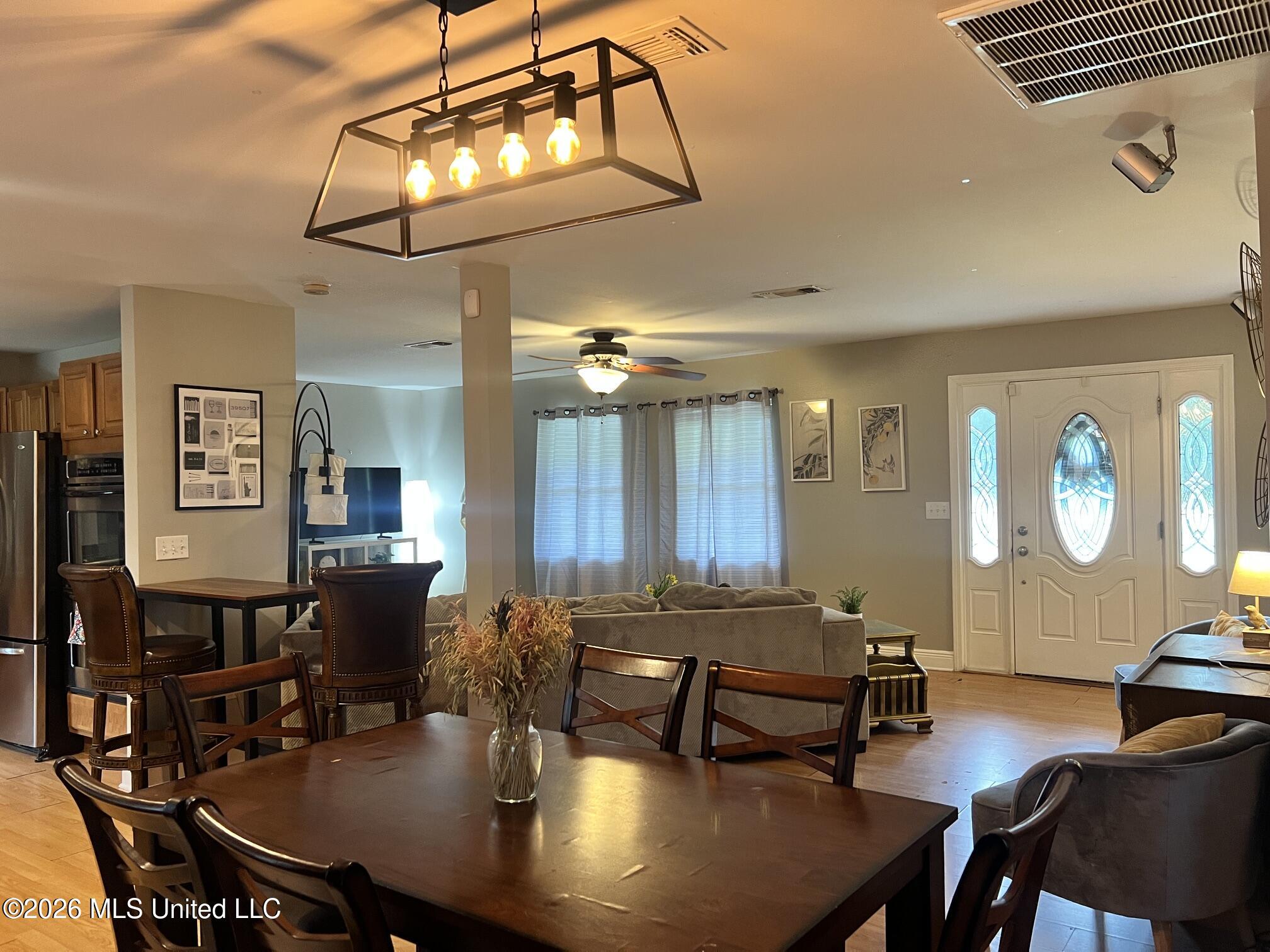 13 40th Street Property Photo 10